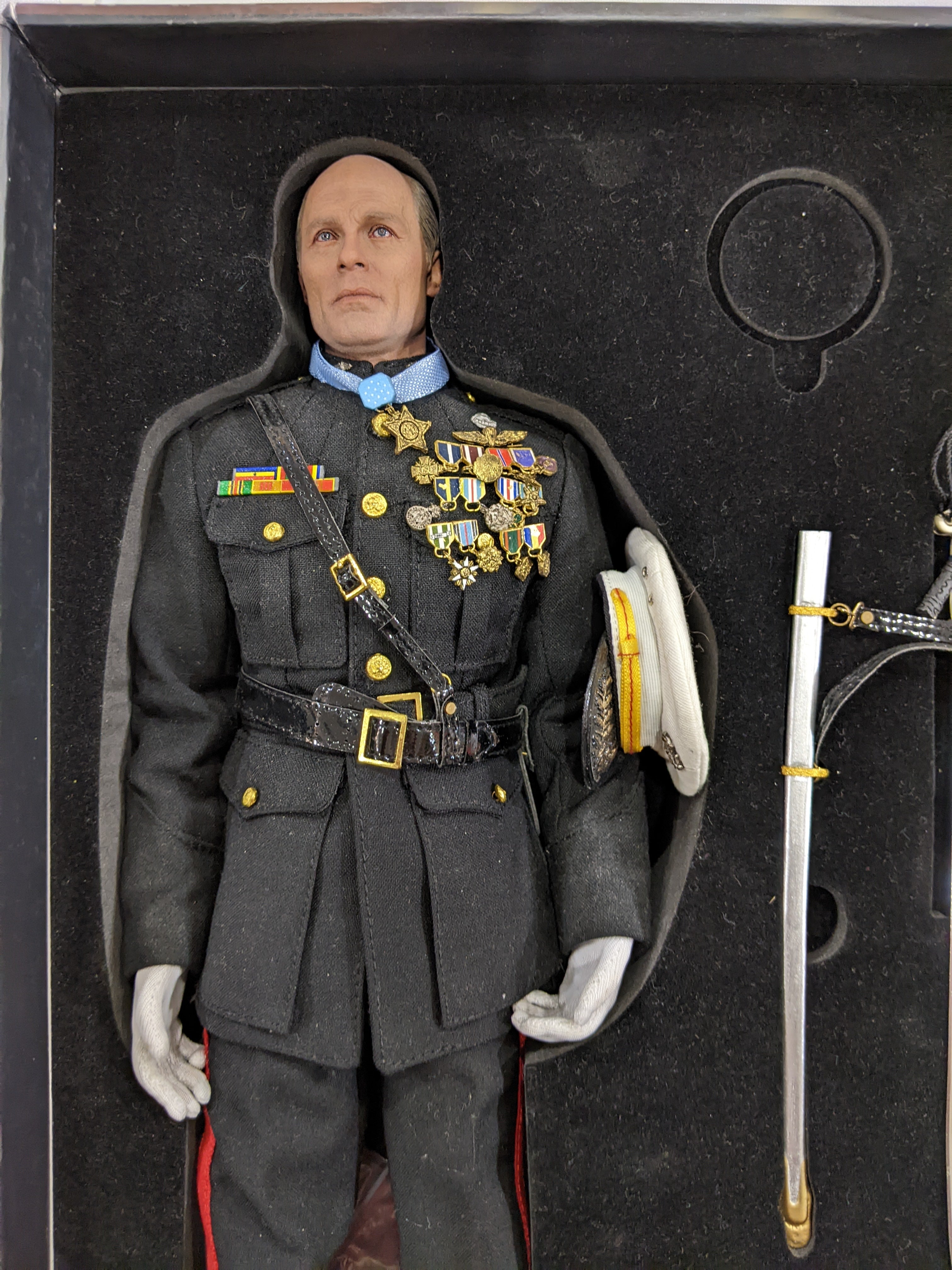 1/6 DID Corp Brigadier General Frank USMC Force Recon A80092 Sixth Scale Military Action Figure - Collectible Open Box - Perfect for Display & Military Model Enthusiasts