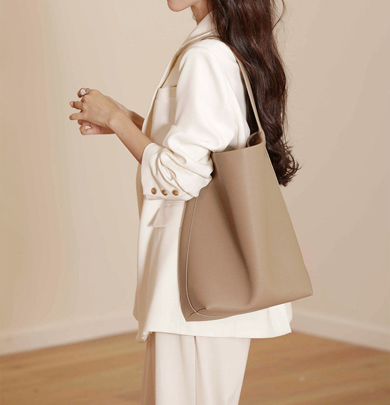 Stylish Leather Bucket Tote Bag for Women - Fashionable Handbag with Adjustable Strap - Perfect for Work, Travel & Everyday Use