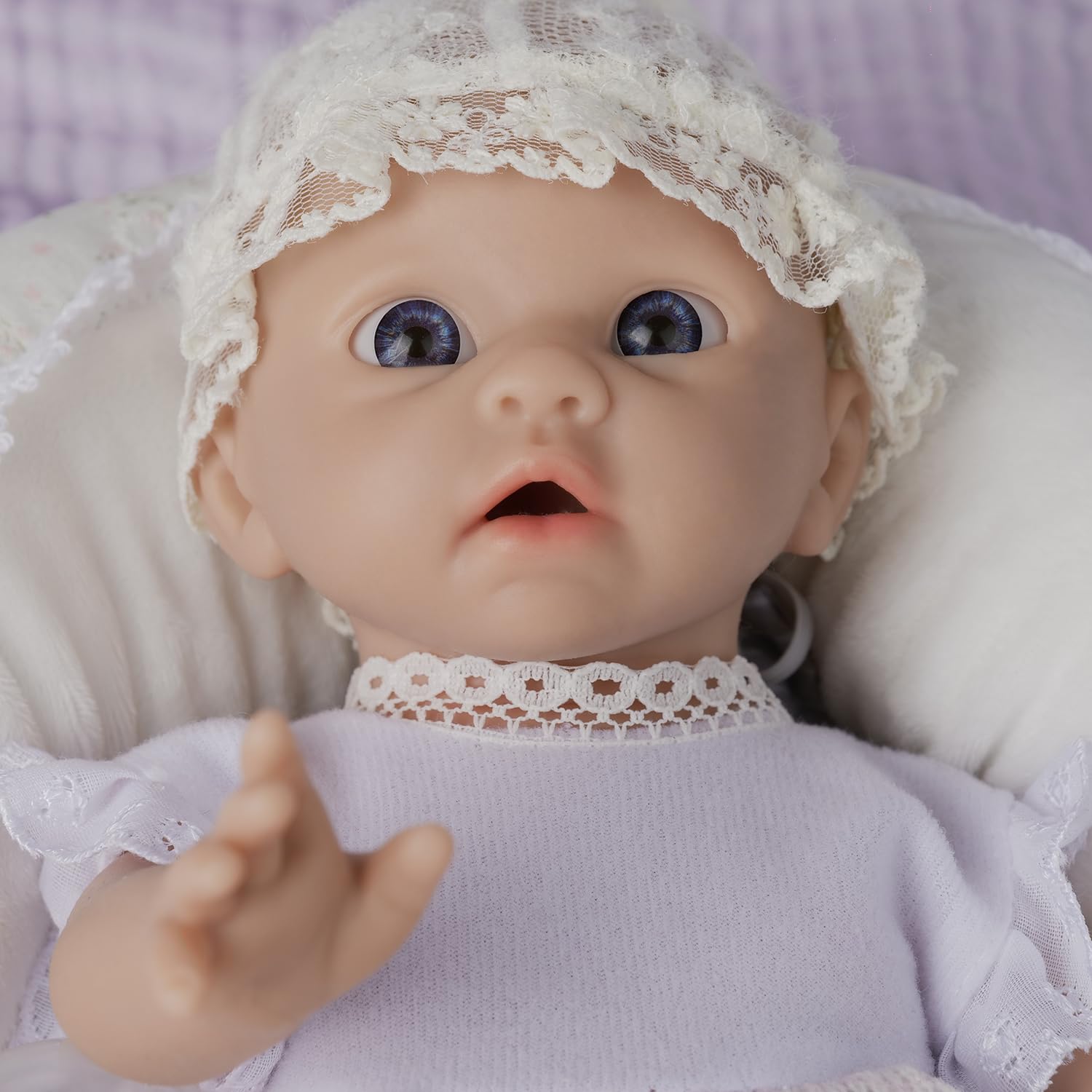 IVITA Full Body Silicone Reborn Baby Doll - Open Mouth Newborn Baby Girl Doll 30cm - Perfect for Collectors, Photography Props & Gift Giving