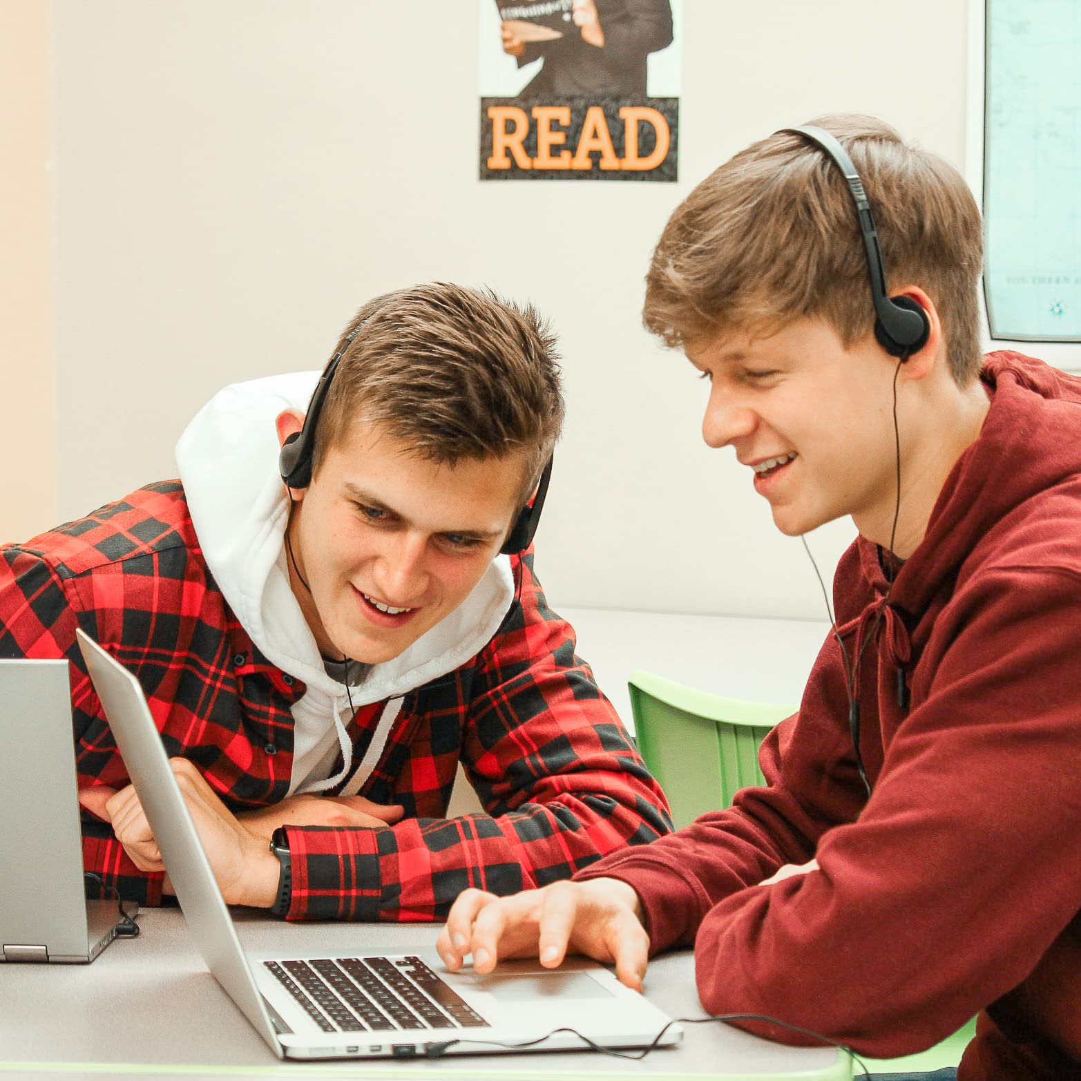 50 Pack SN09 Disposable Stereo Classroom Headphones - Bulk Stereo Headphones for Students, Schools & Libraries (Black) - Perfect for Classroom Learning, Computer Labs & Testing Centers