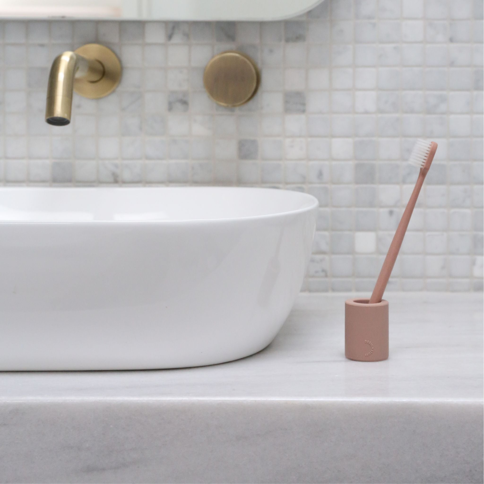 DESIGNSTUFF Ceramic Toothbrush Holder - Modern Bathroom Organizer for Brushes & Oral Care Essentials | Perfect for Countertop, Vanity, or Travel Storage