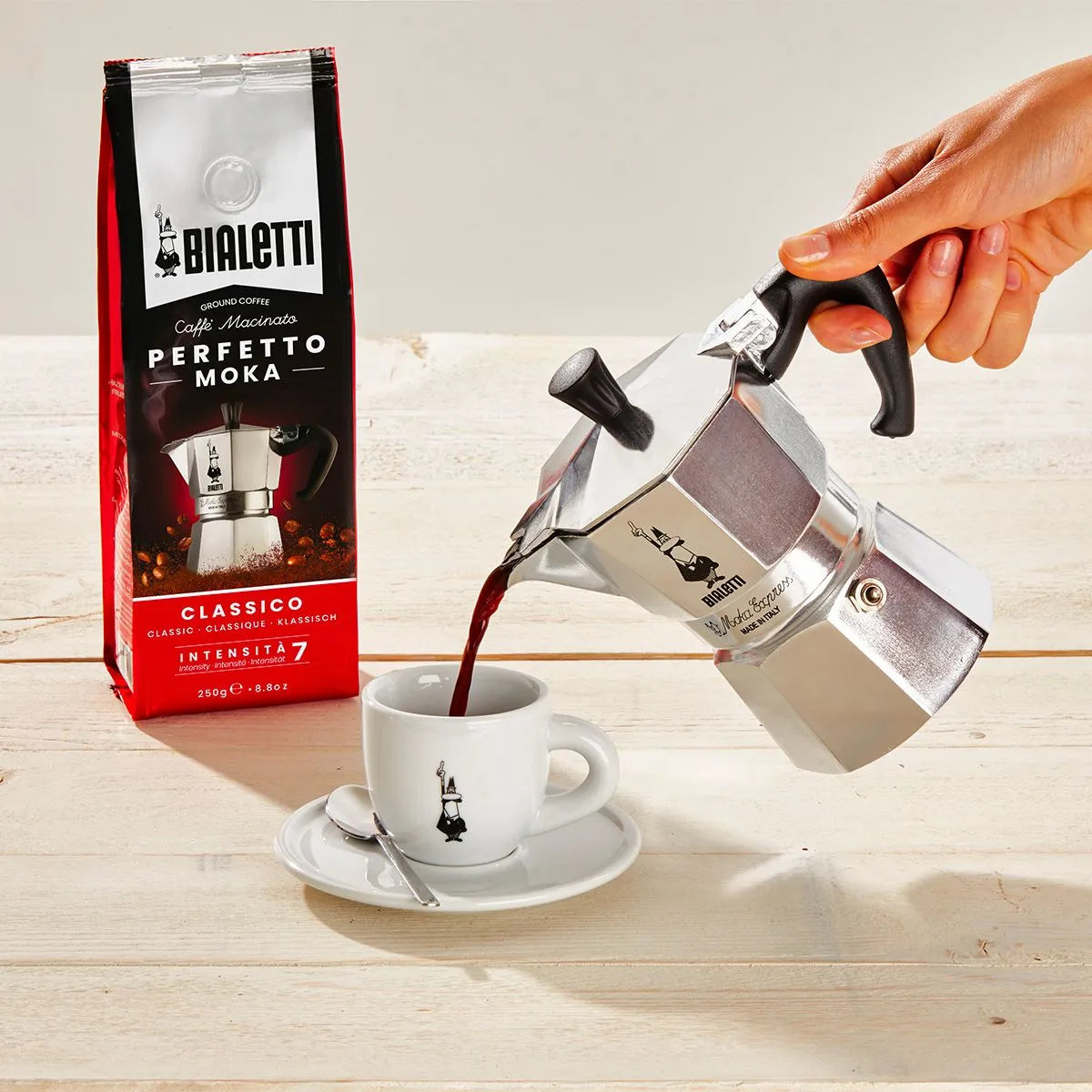 BIALETTI Moka Express Stovetop Espresso Maker - 3 Cup Italian Coffee Maker for Home & Camping, Perfect for Espresso Lovers & Outdoor Adventures
