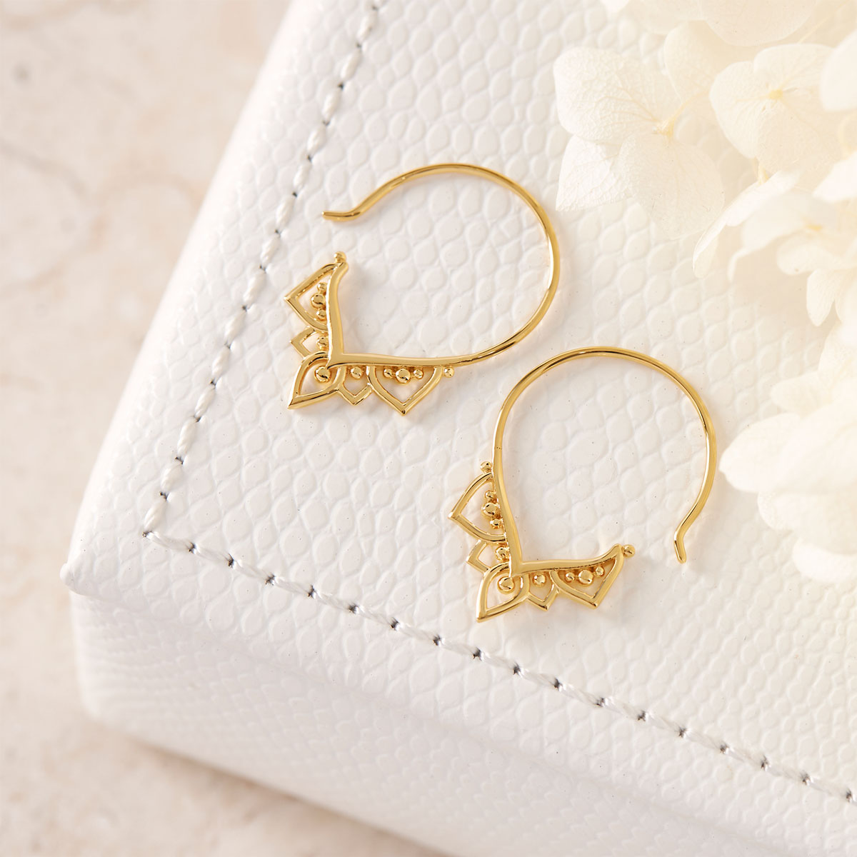 Mehndi Hoops Gold - Elegant Indian Bridal Jewelry for Weddings & Festivals | Perfect for Henna Ceremonies, Cultural Events & Boho Fashion