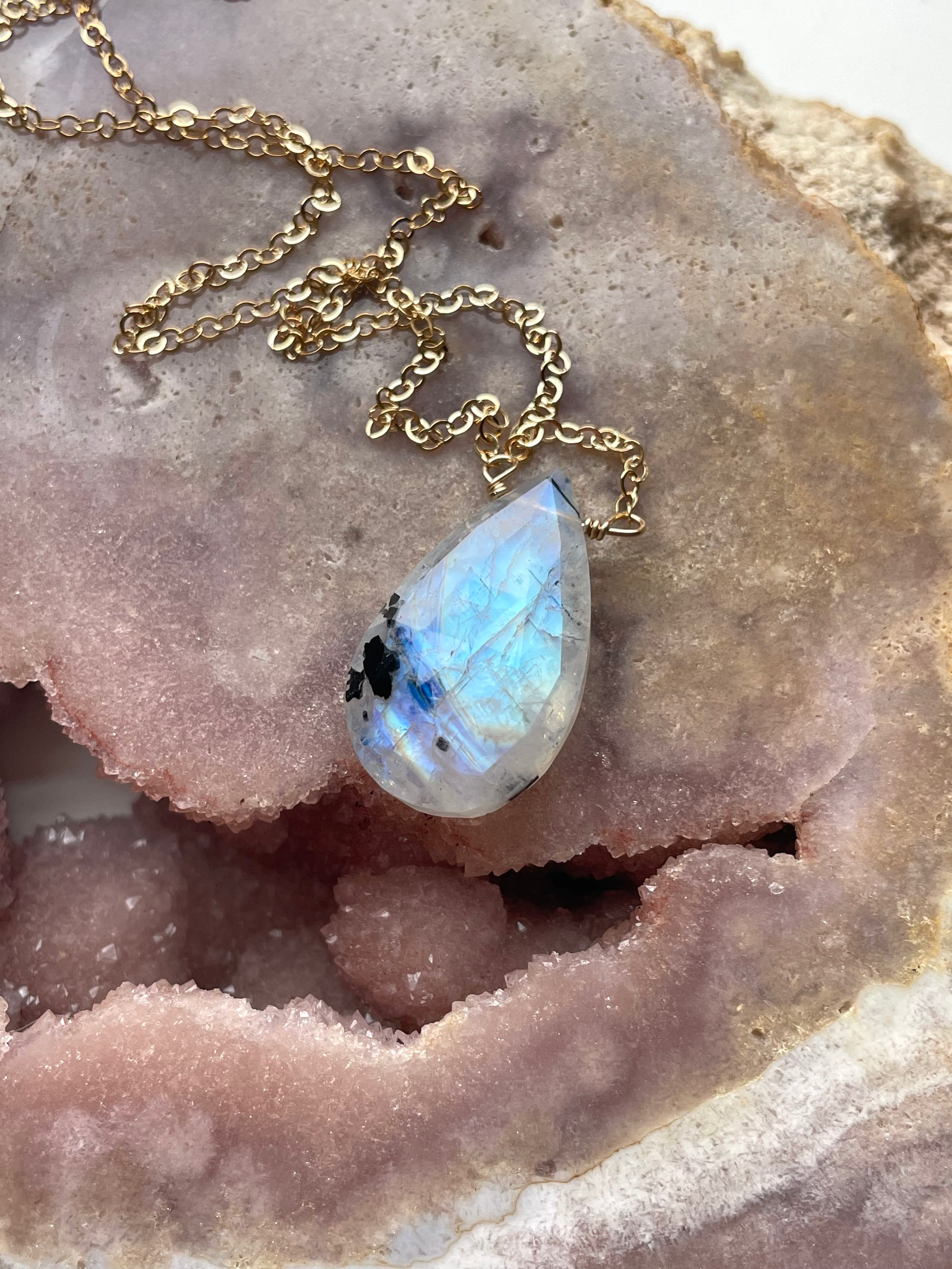 Rainbow Moonstone Pendant Necklace - Sterling Silver or 14K Gold Filled Crystal Jewelry for Women - Perfect for Spiritual Healing, Meditation & Everyday Elegance