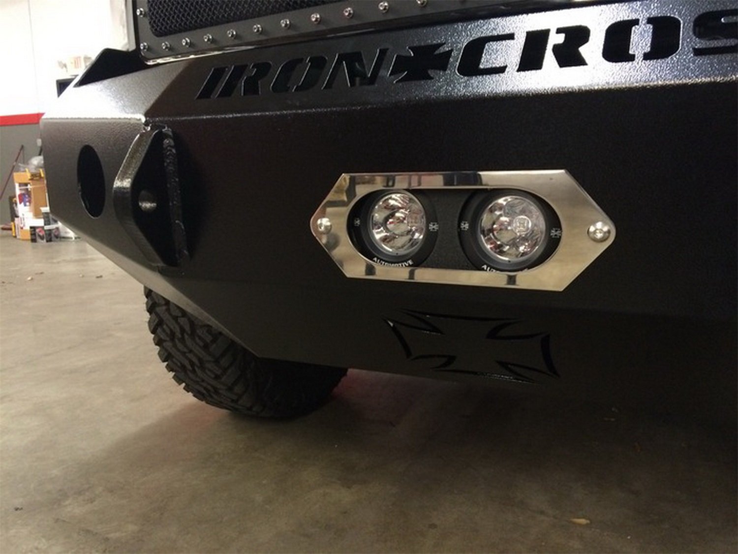 Iron Cross Automotive IC-CLROUND Center Light Bracket - Heavy Duty Universal Mounting Bracket for Off-Road LED Lights, Fog Lights & Accessories - Perfect for Trucks, Jeeps & 4x4 Vehicles