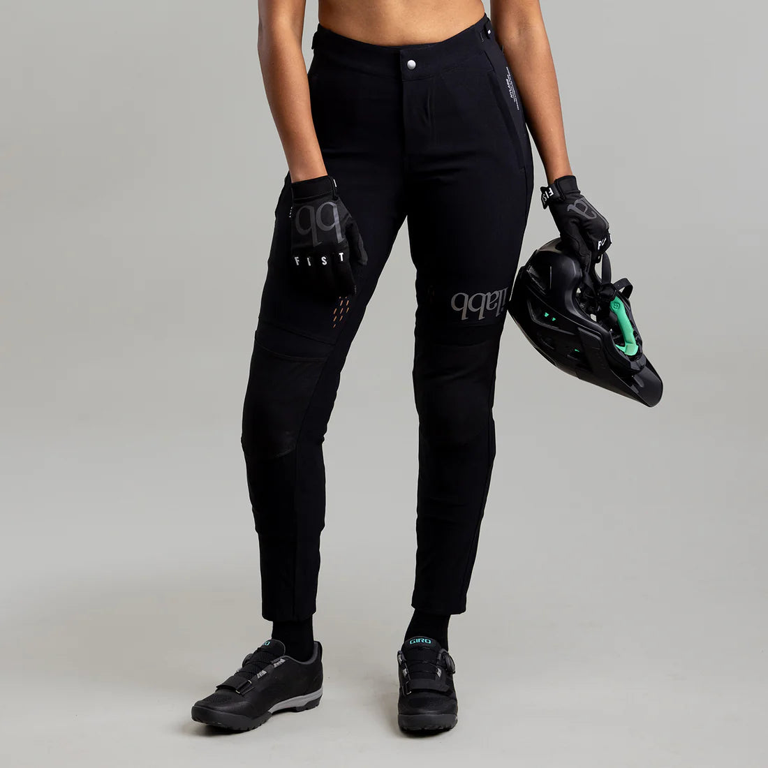 ILABB Traverse Women's Riding Pants - Comfortable Equestrian Breeches for Horseback Riding & Outdoor Activities