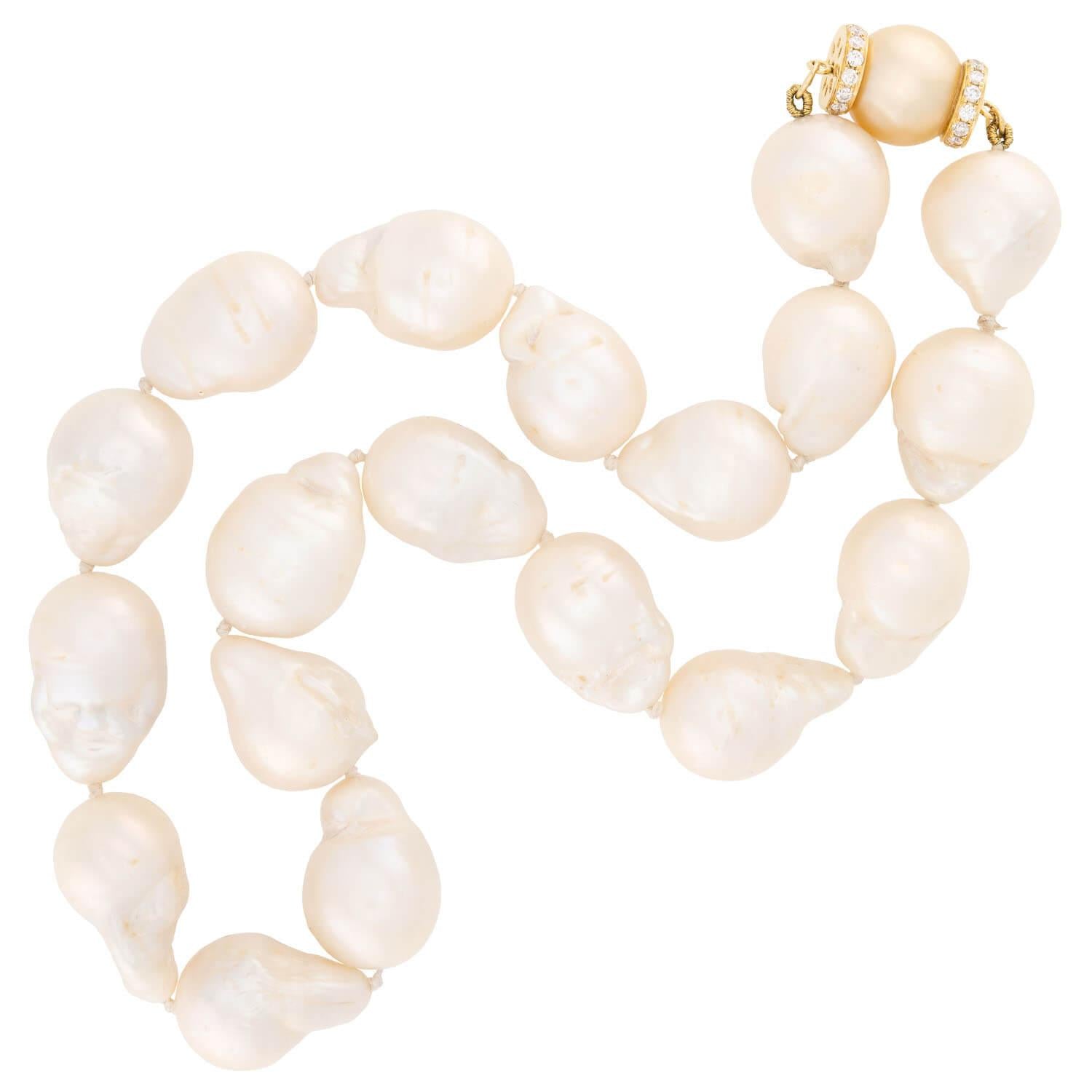 18K Gold Baroque Pearl and Diamond Necklace for Women - Elegant Vintage Jewelry Gift for Weddings, Parties & Special Occasions