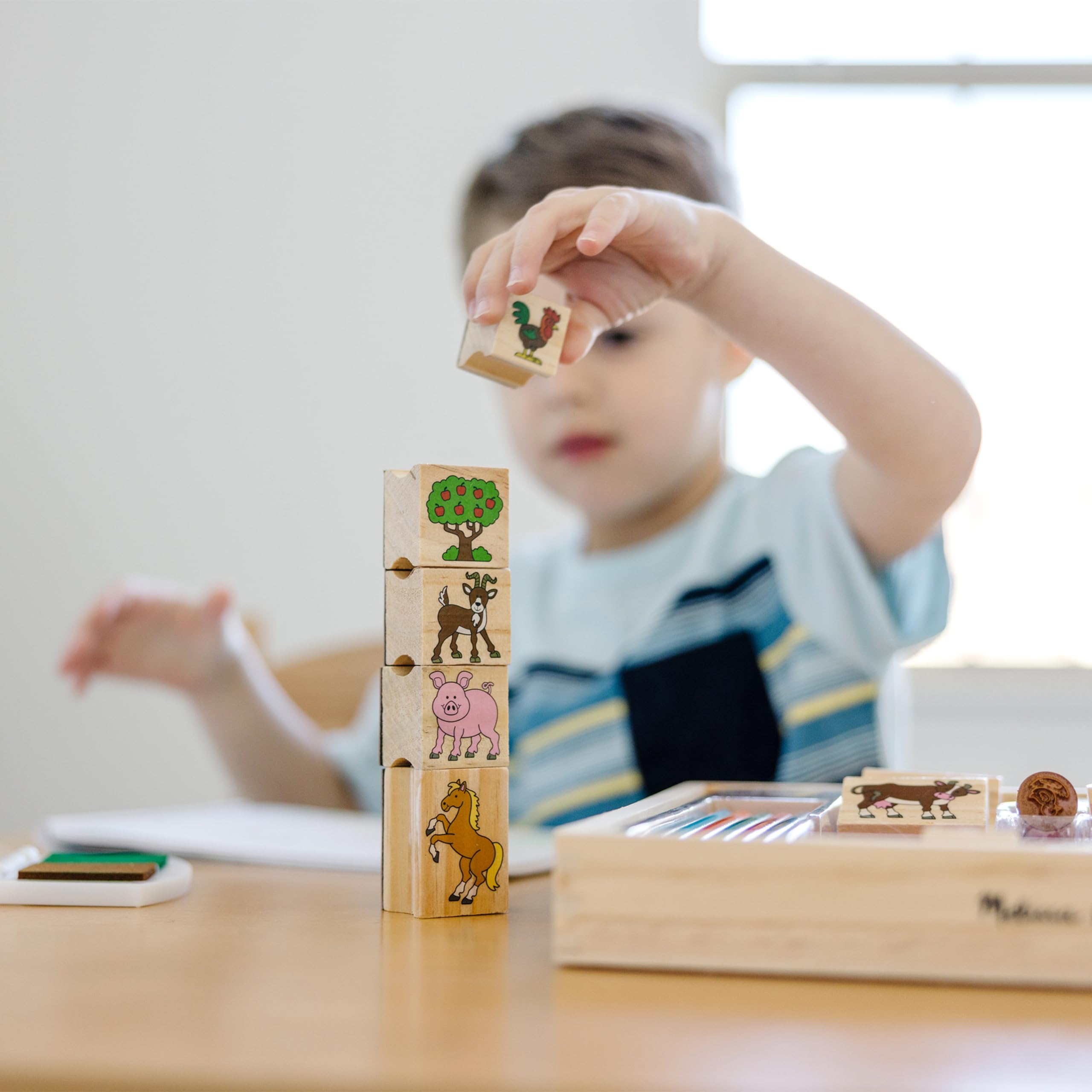 Melissa & Doug Farm Animal Stamp Set - Kids Wooden Toy Stamps for Creative Play, Arts & Crafts, and DIY Scrapbooking Projects