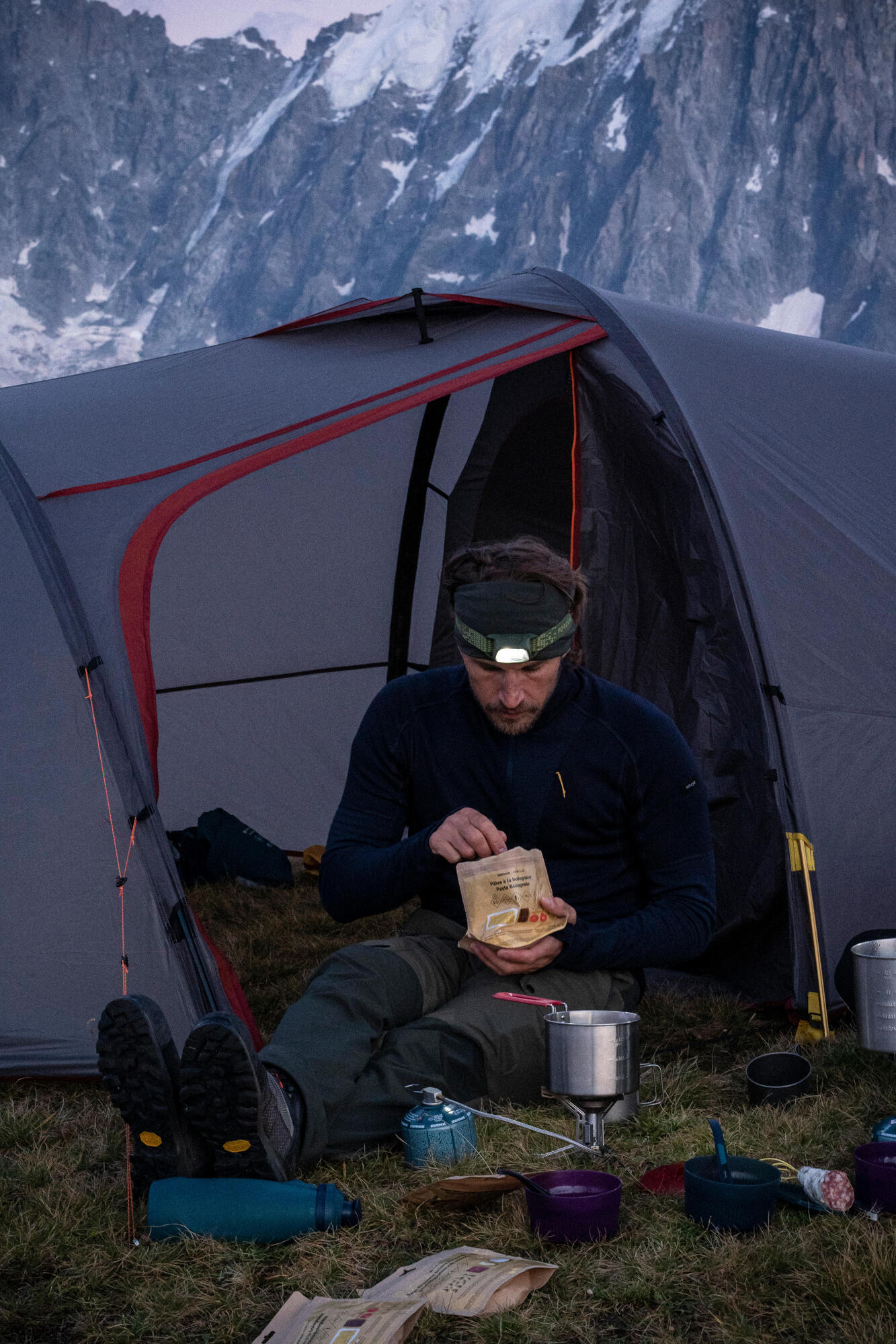 Forclaz Trek 500 1.6L Stainless Steel Camping Cookware Set - Lightweight Backpacking Cookset for 2 Person Hiking, Backpacking & Outdoor Adventures