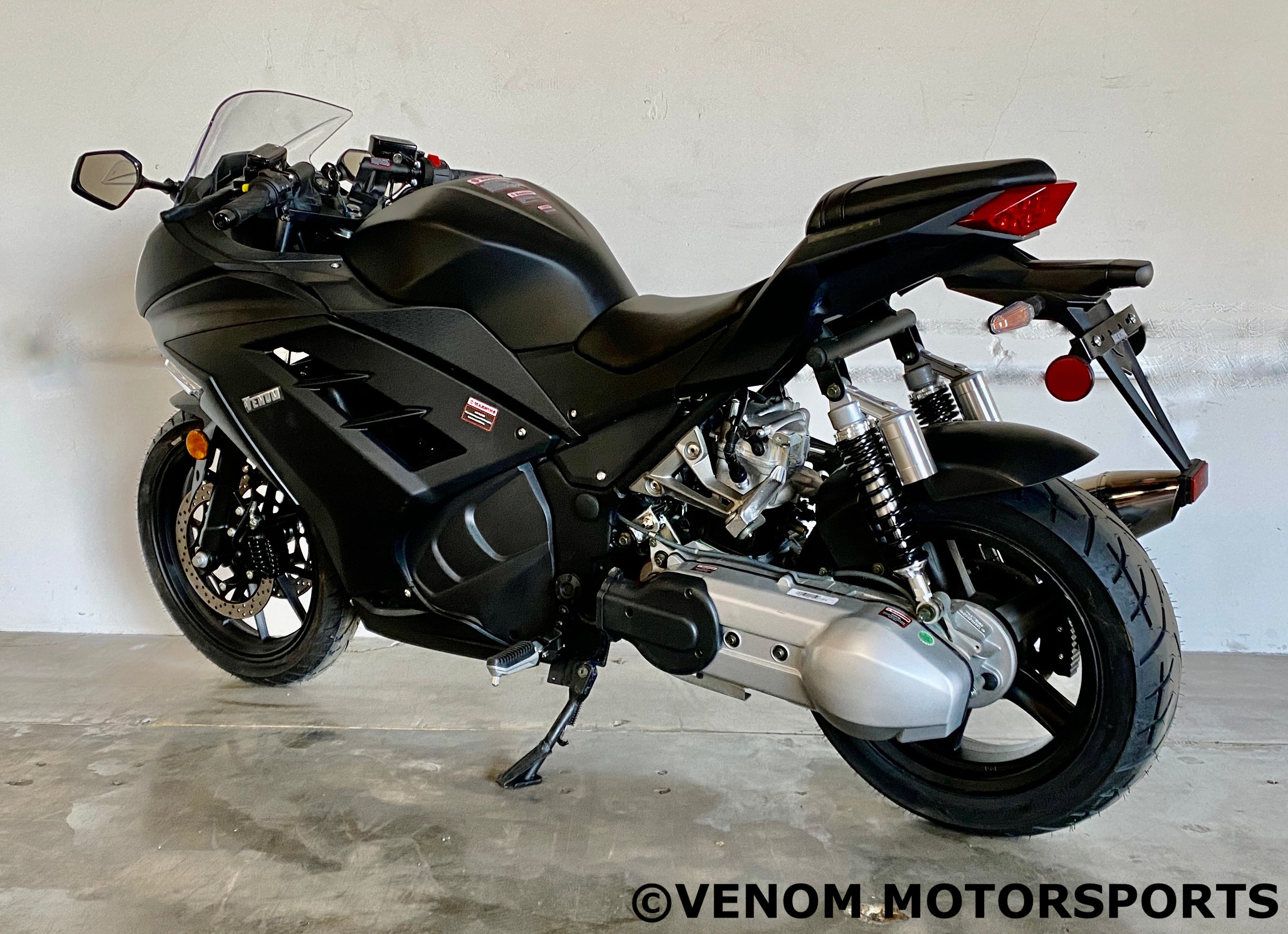 Venom X22GT 250cc Automatic Motorcycle - Open Box Sale | Perfect for Commuting & Off-Road Adventures