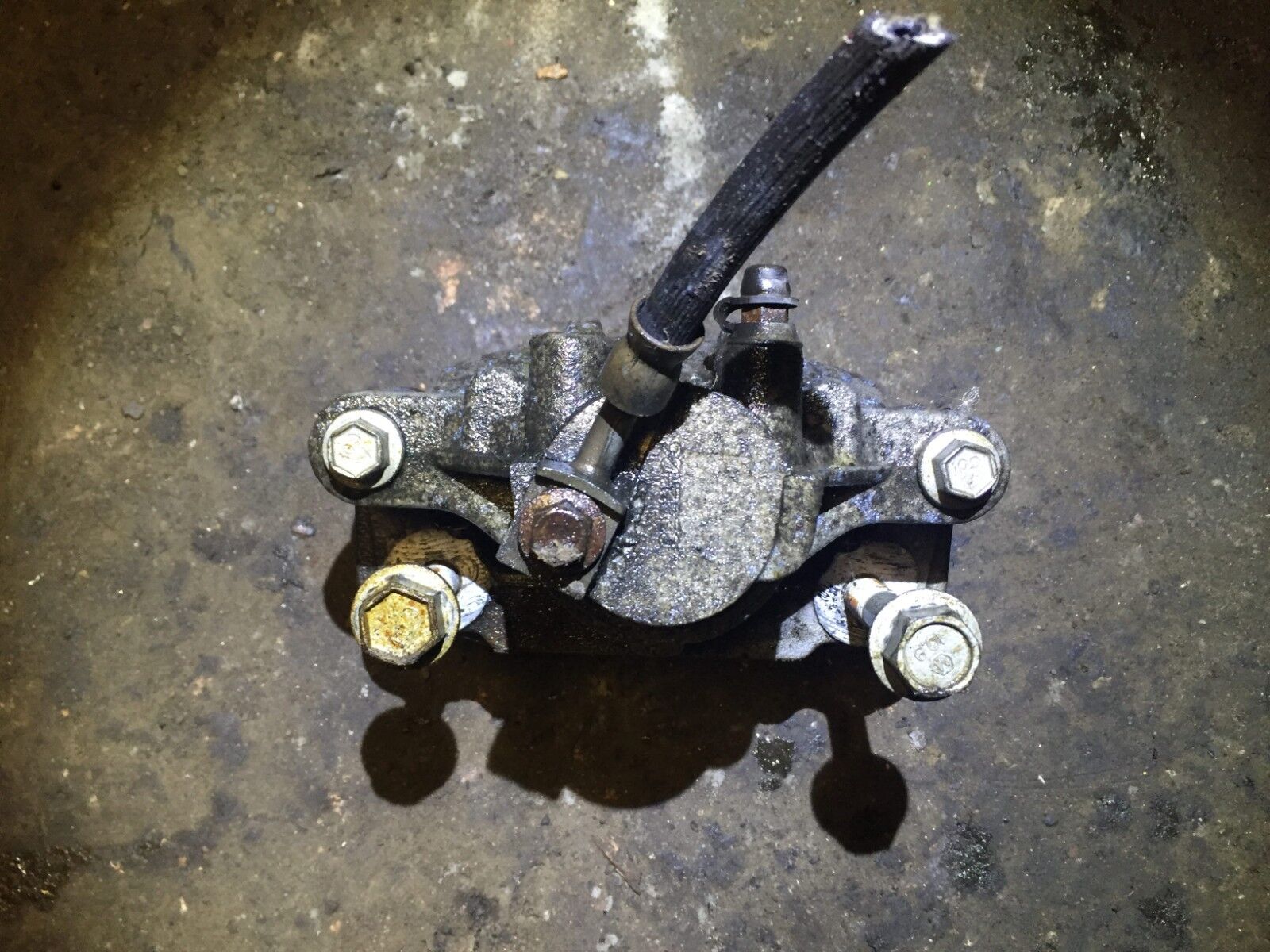 2005-2007 Cadillac CTS Right Rear Brake Caliper - OEM Replacement Part - Perfect for Brake System Repair & Maintenance