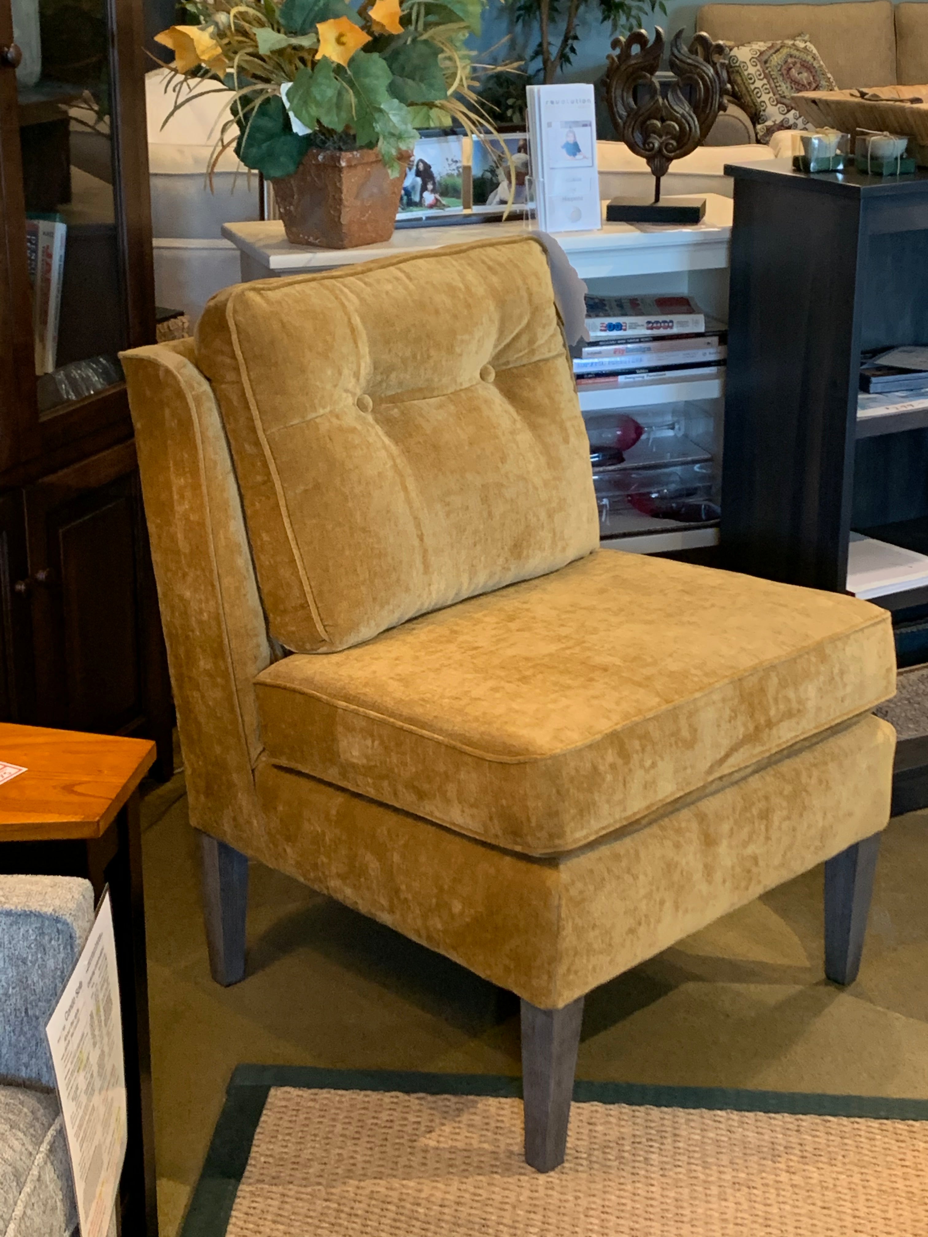 Luxury Tufted Back Armless Chair in Soft Crushed Velvet - Modern Accent Seating for Living Room, Bedroom & Office Decor