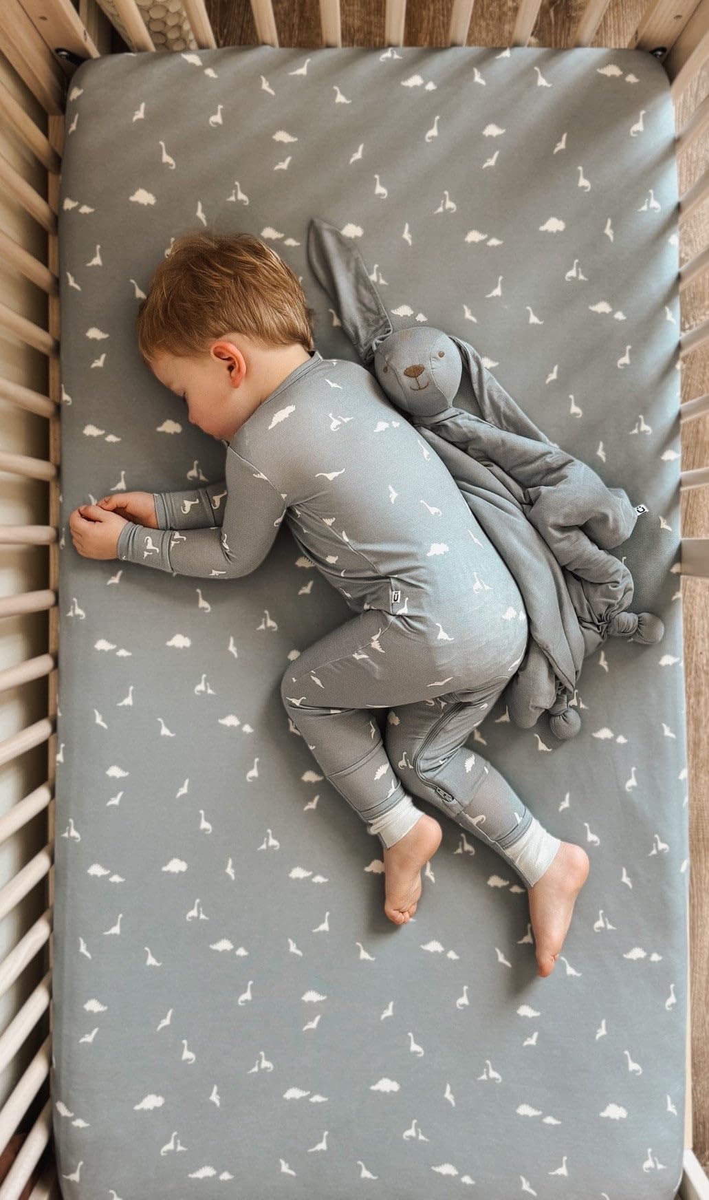 GUNAMUNA Soft Unisex Baby Crib Sheets - Breathable Crib Covers for Boys & Girls - One Size Fits Most Cribs (Blossom Pattern) - Perfect for Nursery, Daycare & Travel Use