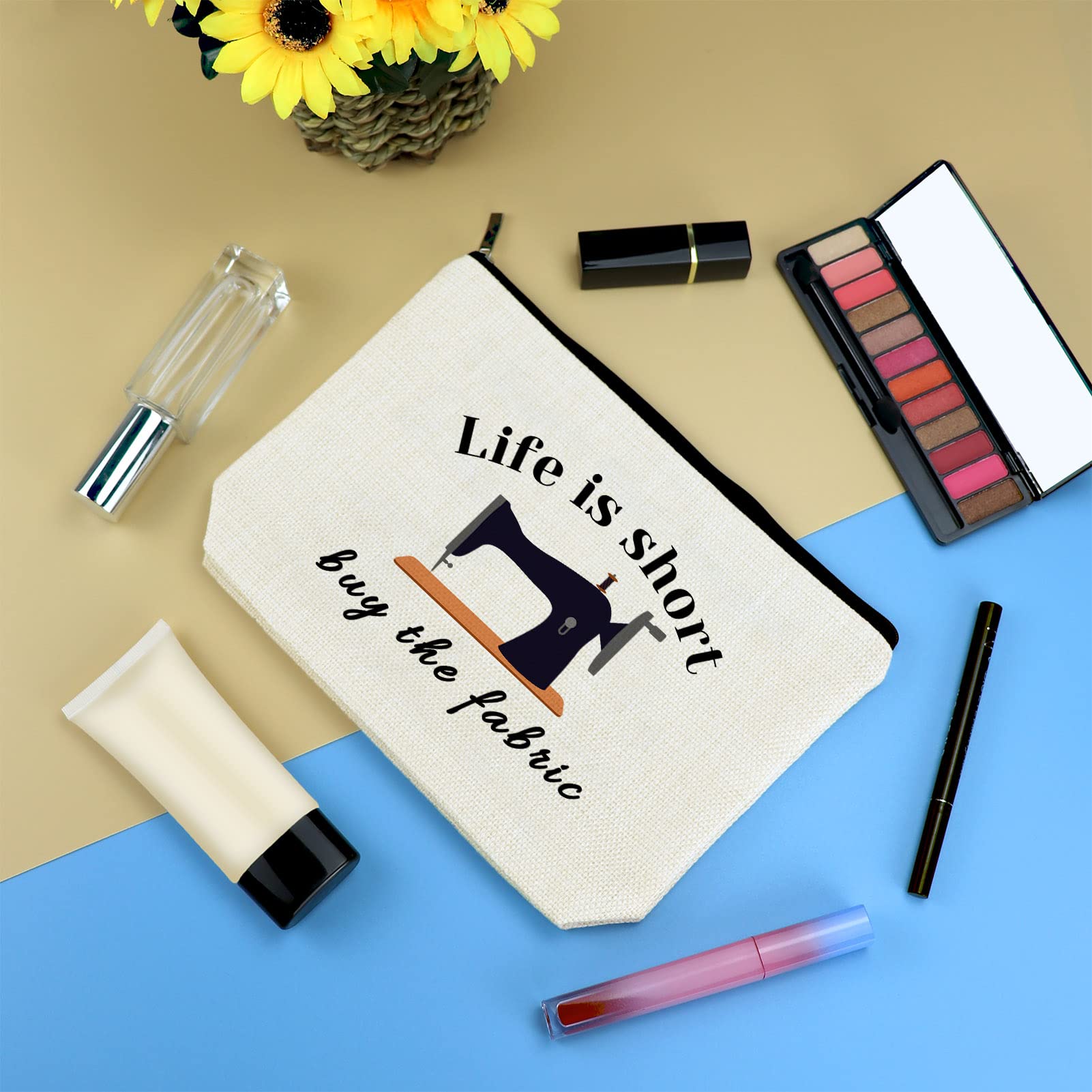 Funny Sewing-Themed Makeup Bag - Perfect Gift for Seamstresses, Quilters, Moms & Grandmas - Great for Birthdays, Christmas & Cosmetics Storage - Ideal Sewing Lover's Gift for Women
