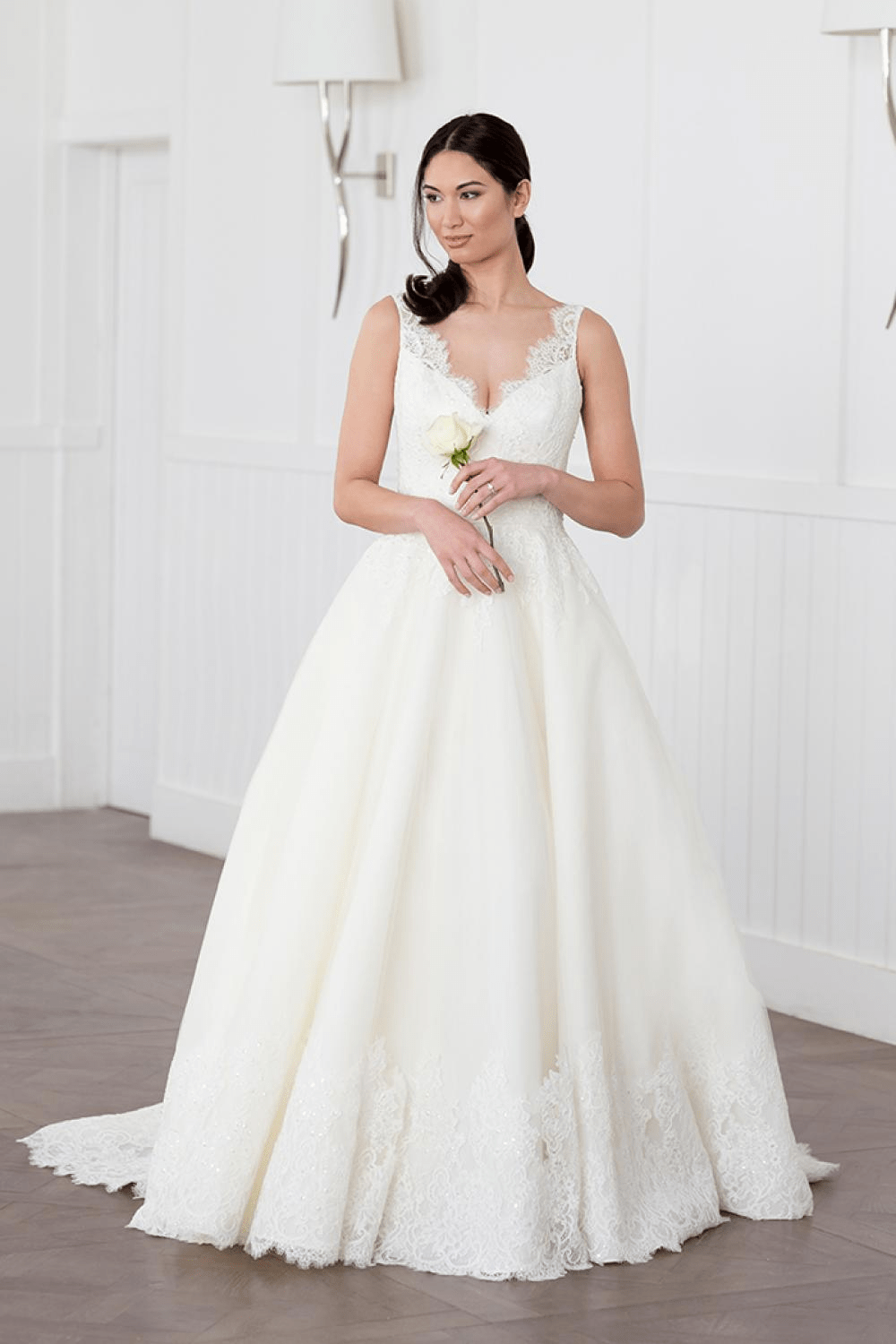 Augusta Jones Haylee Dress - Size 22 | Elegant Formal Gown for Weddings, Prom & Special Occasions