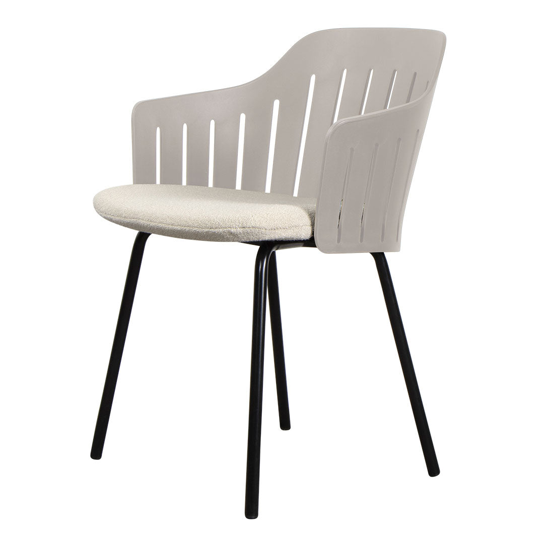 Premium Outdoor Lounge Chair with 4 Sturdy Legs & Removable Seat Cushion - Perfect for Patio, Garden, Poolside & Backyard Relaxation