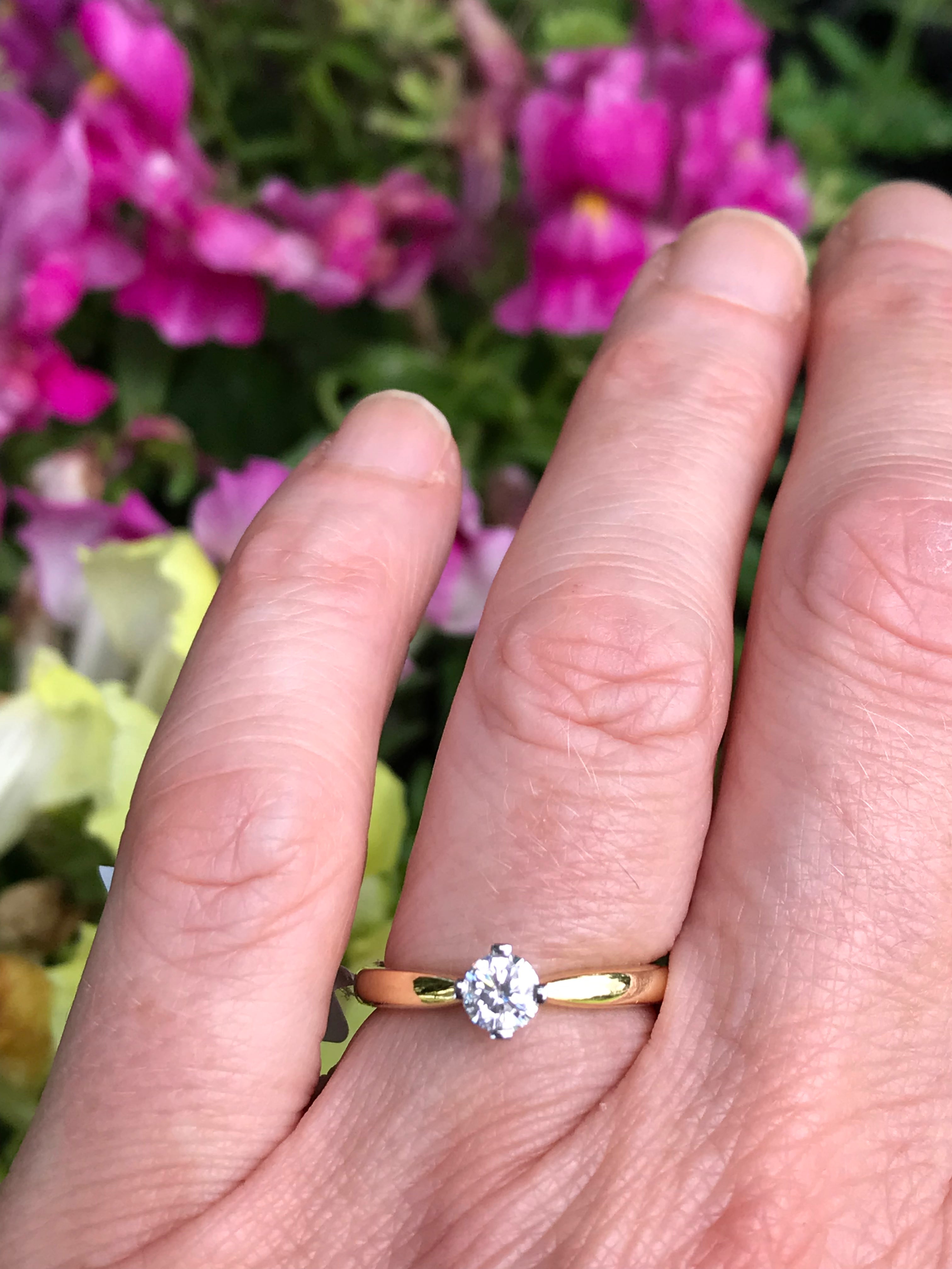 18ct Yellow Gold 0.36ct Certified Natural Diamond Ring for Women - Elegant Engagement, Wedding, Anniversary Gift Idea