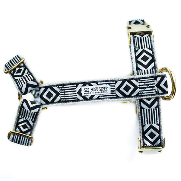 Premium Black and Cream Dog Harness - Adjustable & Reflective for Small to Medium Dogs - Perfect for Walking, Running, and Outdoor Adventures