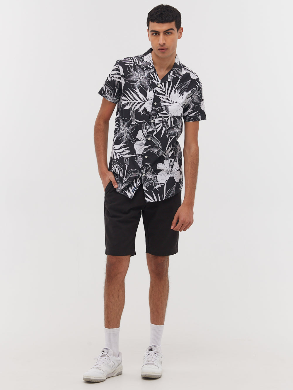 Hotspur Men's Chino Shorts - Comfortable Casual Summer Shorts for Outdoor Activities, Travel & Beach Wear