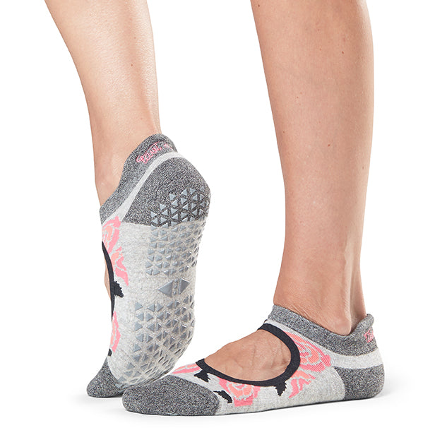 Tavi Noir Emma Grip Socks - Non-Slip Yoga Socks for Women, Anti-Skid Workout Socks with Grips for Pilates, Barre & Home Exercise - Perfect for Yoga, Gym and Fitness Activities