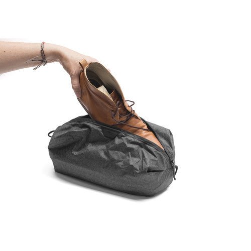 Peak Design Travel Shoe Pouch - Waterproof & Durable Charcoal Gray Shoe Bag for Sneakers, Gym Shoes & Travel Accessories - Perfect for Gym, Travel & Outdoor Adventures