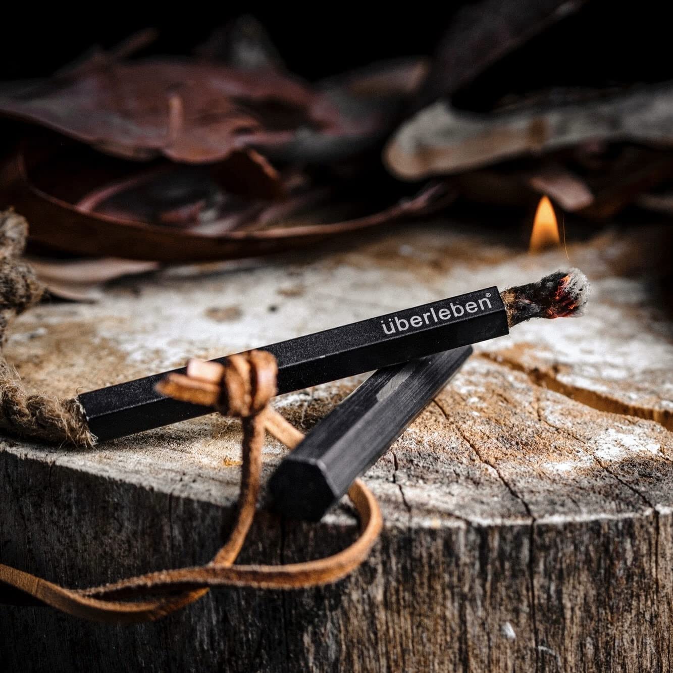 Überleben Tindår Fire Starter Kit - Waterproof Survival Fire Starter with 60 Min Burn Time, Parrafin Wax Rope & Hemp Wick - Includes Black Aluminum Sleeve & Slider Box - Perfect for Camping, Hiking, and Outdoor Emergency Preparedness
