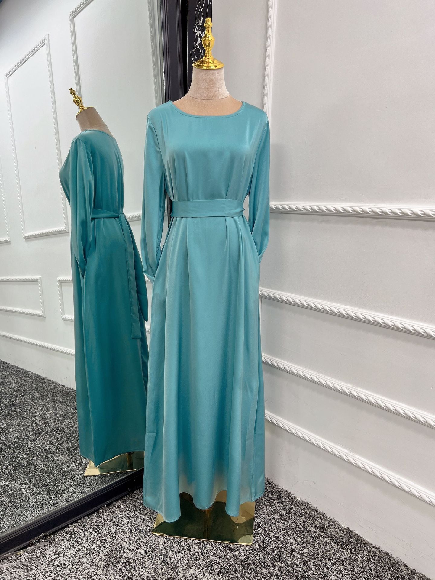 Elegant Plain Plus Size Abaya Dress for Women - Modest Muslim Prayer Dress & Casual Wear