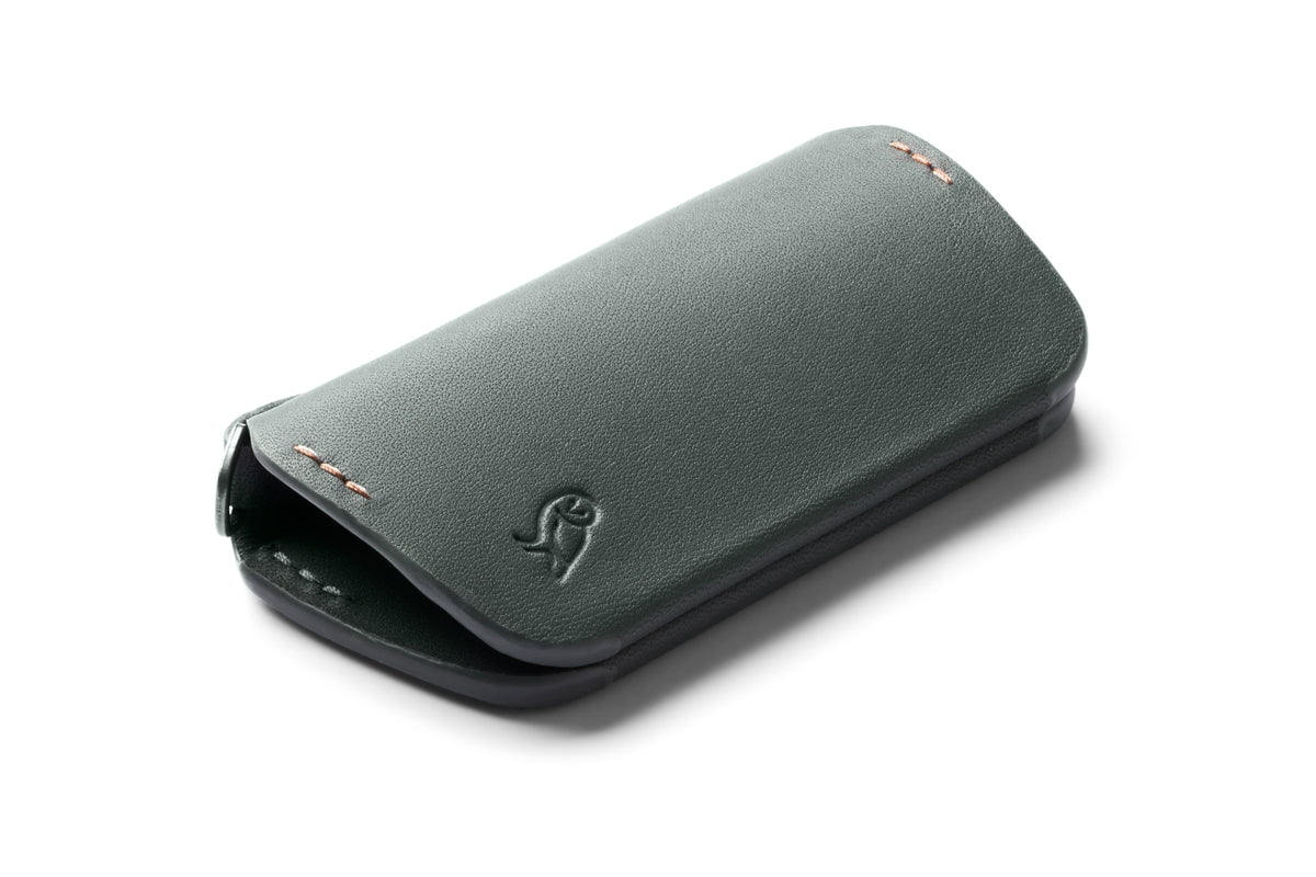 Bellroy Key Cover Plus Third Edition - Premium Leather Key Organizer for Keys, Cards & Cash | Slim & Durable RFID Protection | Perfect for Travel, Work & Everyday Carry (EDC)