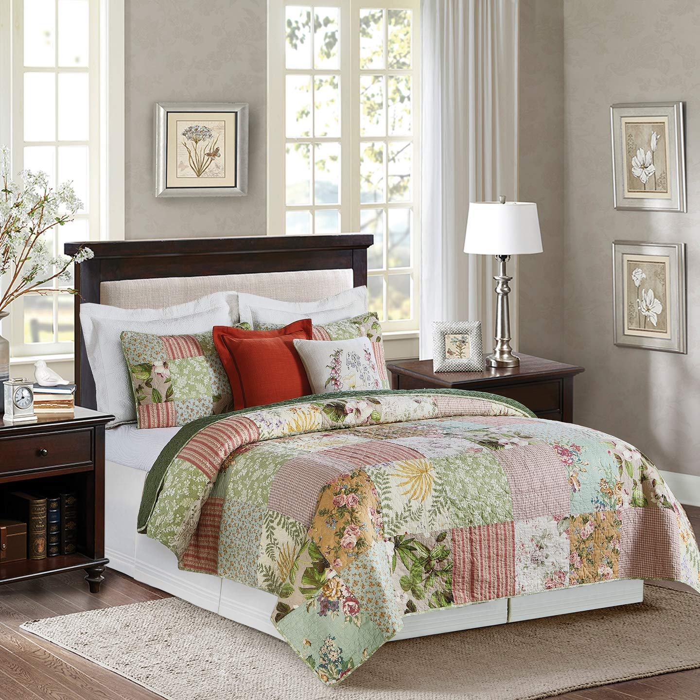 C&F Home Jovina 3-Piece King Size Quilt Set - Floral Patchwork Design in Green, Red & Gold - Includes Quilt & 2 Shams - Luxury Bedding for Master Bedrooms & Guest Rooms