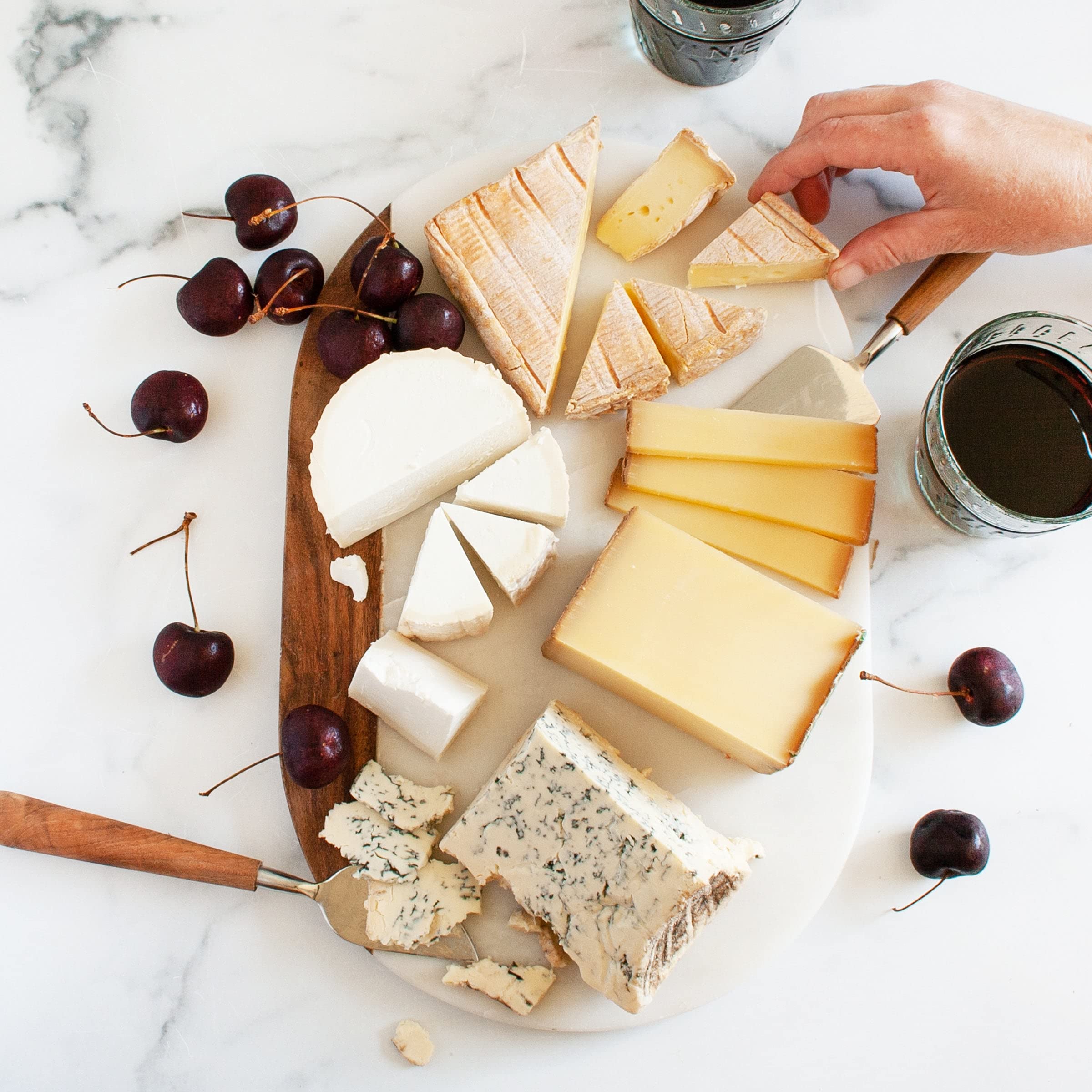 Premium French Cheese Assortment - Tomme de Savoie, Comte, Camembert & Fourme d'Ambert | Authentic Gourmet Cheese Selection from France | Perfect for Wine Pairings, Charcuterie Boards & Gourmet Gifts