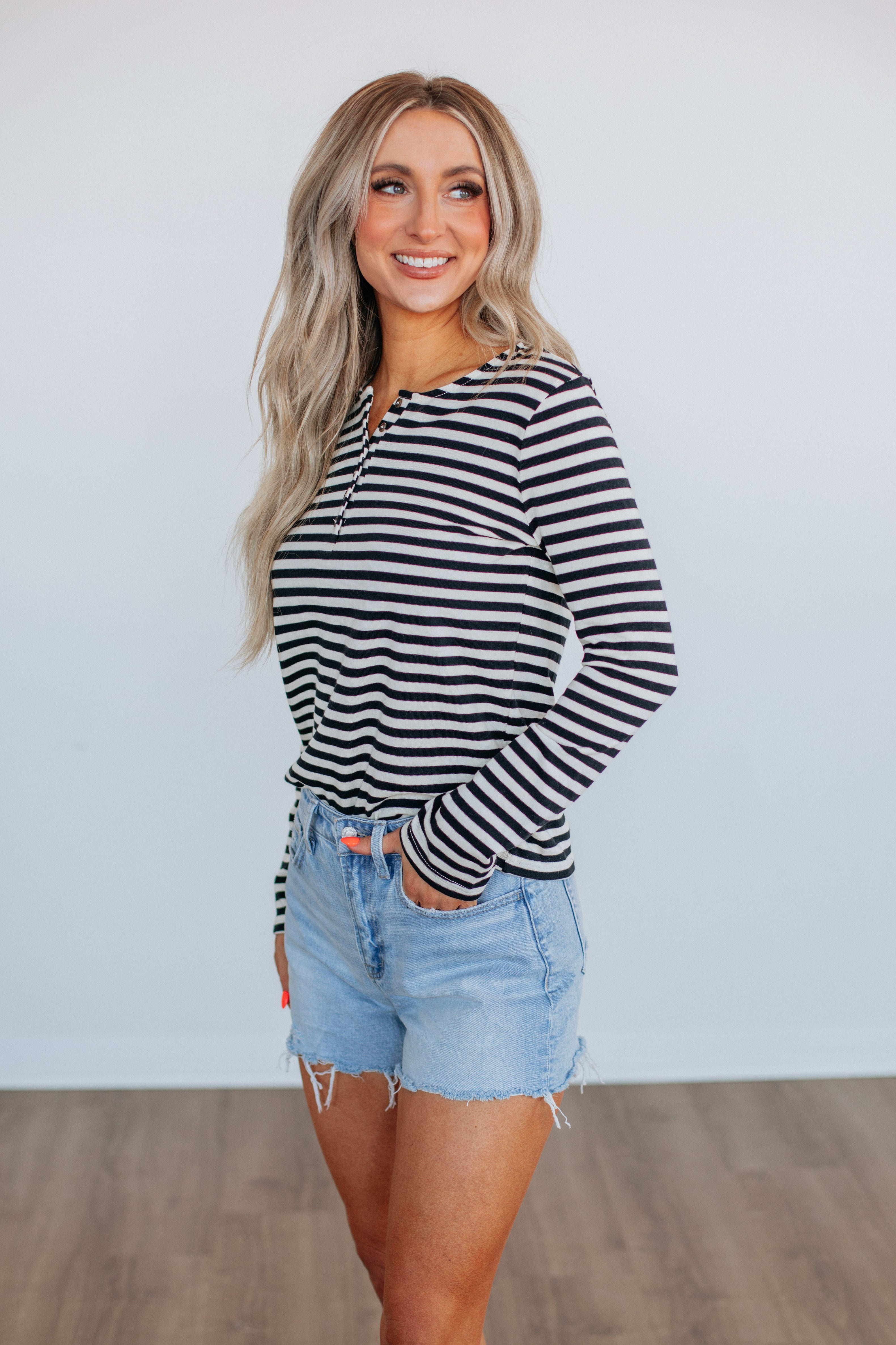 Greta Striped Women's T-Shirt - Casual & Comfortable Striped Top for Everyday Wear | Perfect for Outfits, Layering & Summer Fashion