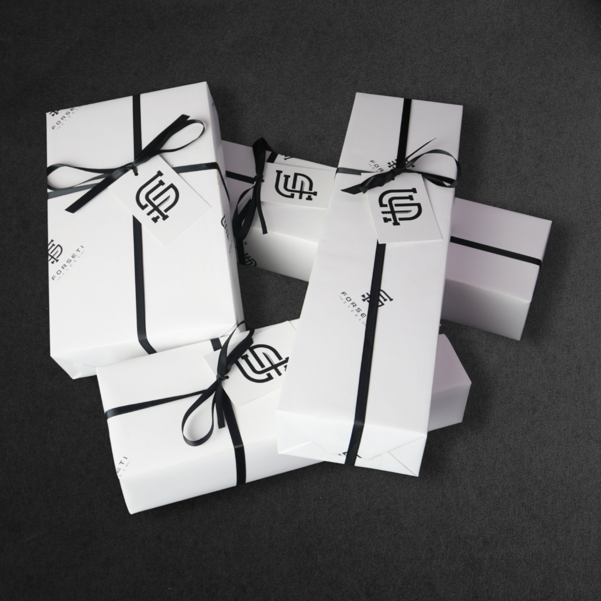 Eco-Friendly Gift Wrap Set - Premium Kraft Paper, Ribbons & Bows for Christmas, Birthday, Wedding Presents - Perfect for DIY Wrapping, Party Decorations & Thoughtful Gifting