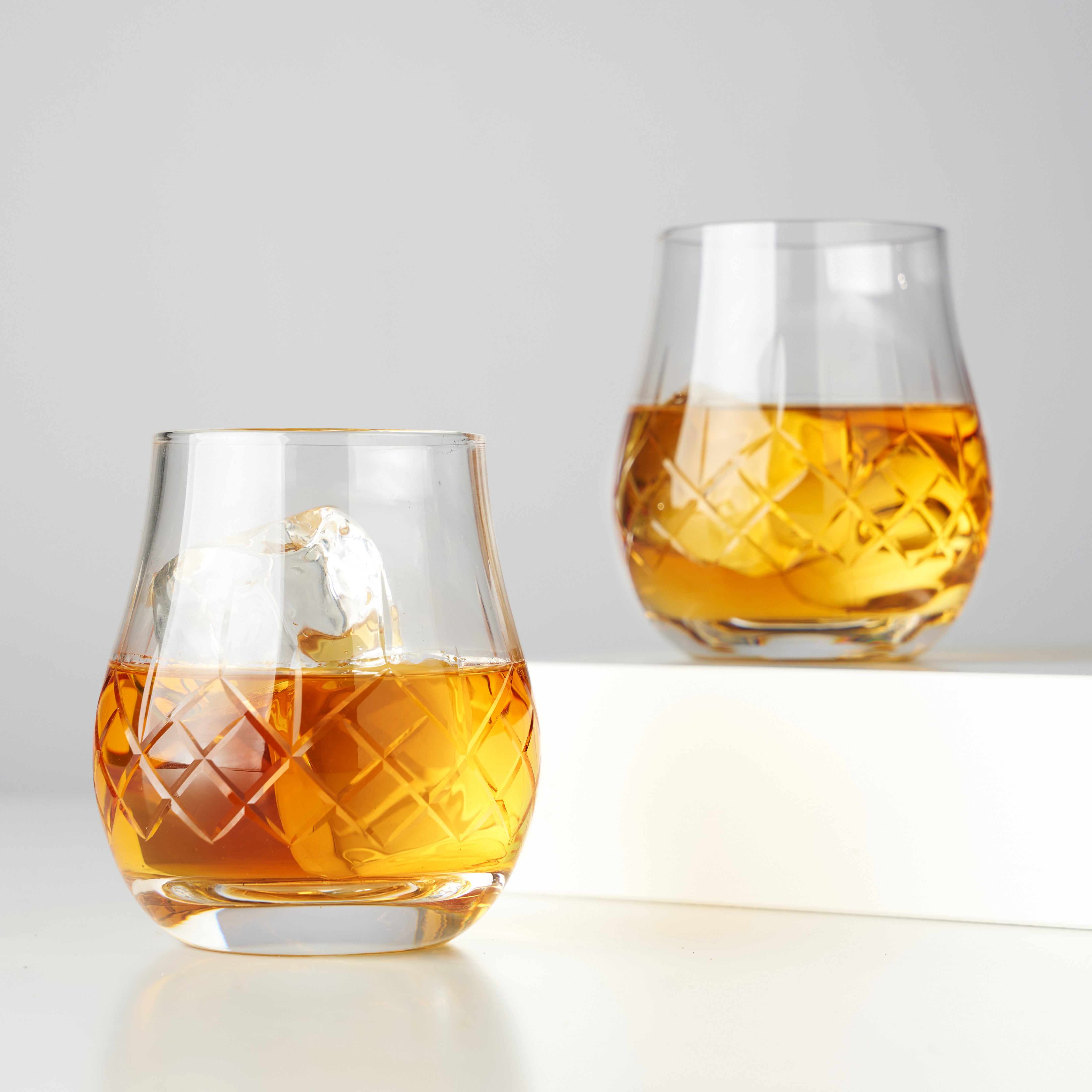 Premium Admiral Crystal Whiskey Glasses Set - Heavyweight Lead-Free Glass Tumbler for Bourbon, Scotch & Whiskey - Elegant Barware for Home, Parties & Gifts
