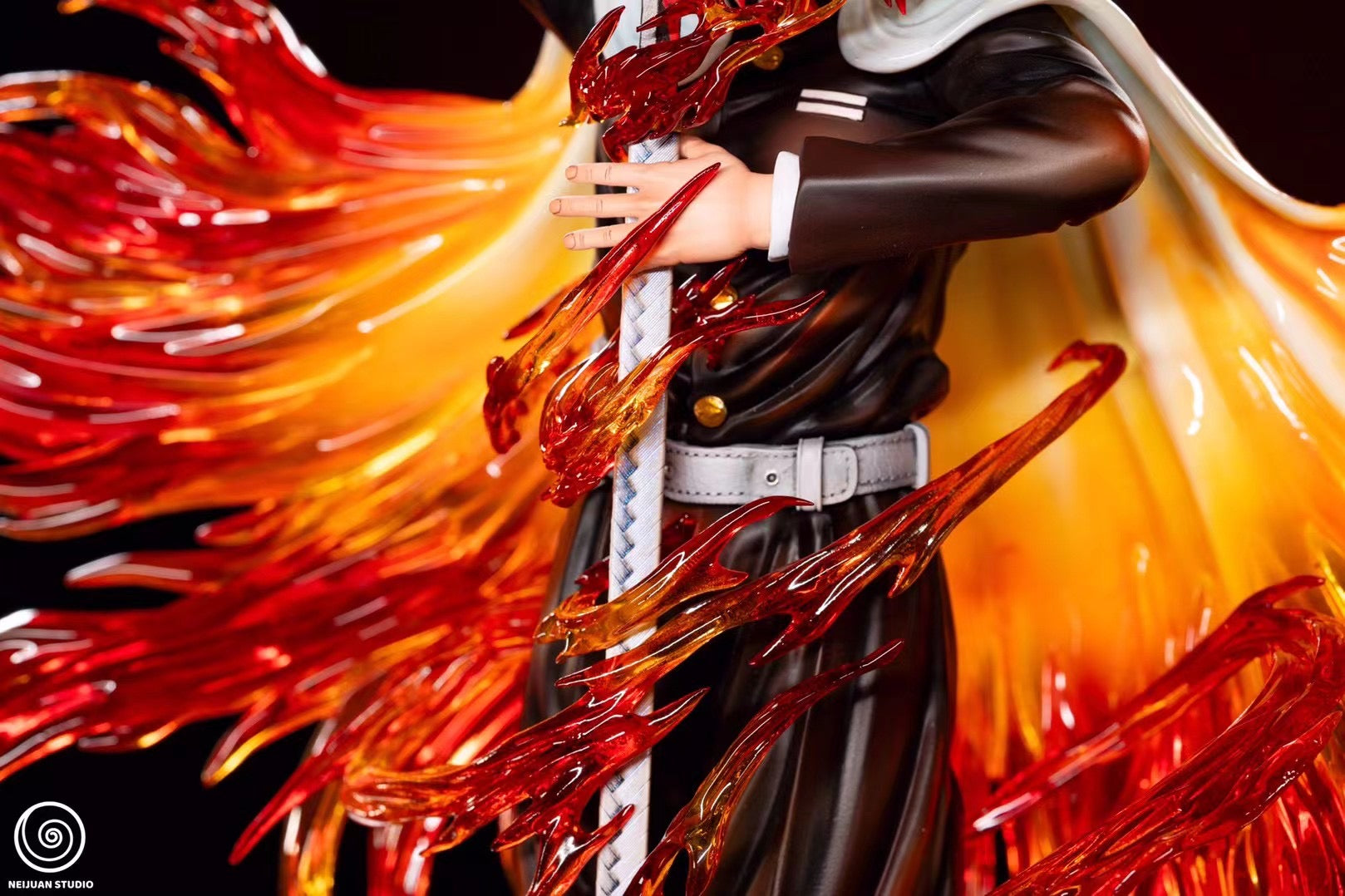 NeiJuan Studio Rengoku Kyoujurou Flame Hashira Figure - Demon Slayer Anime Collectible for Home Decor & Otaku Gifts