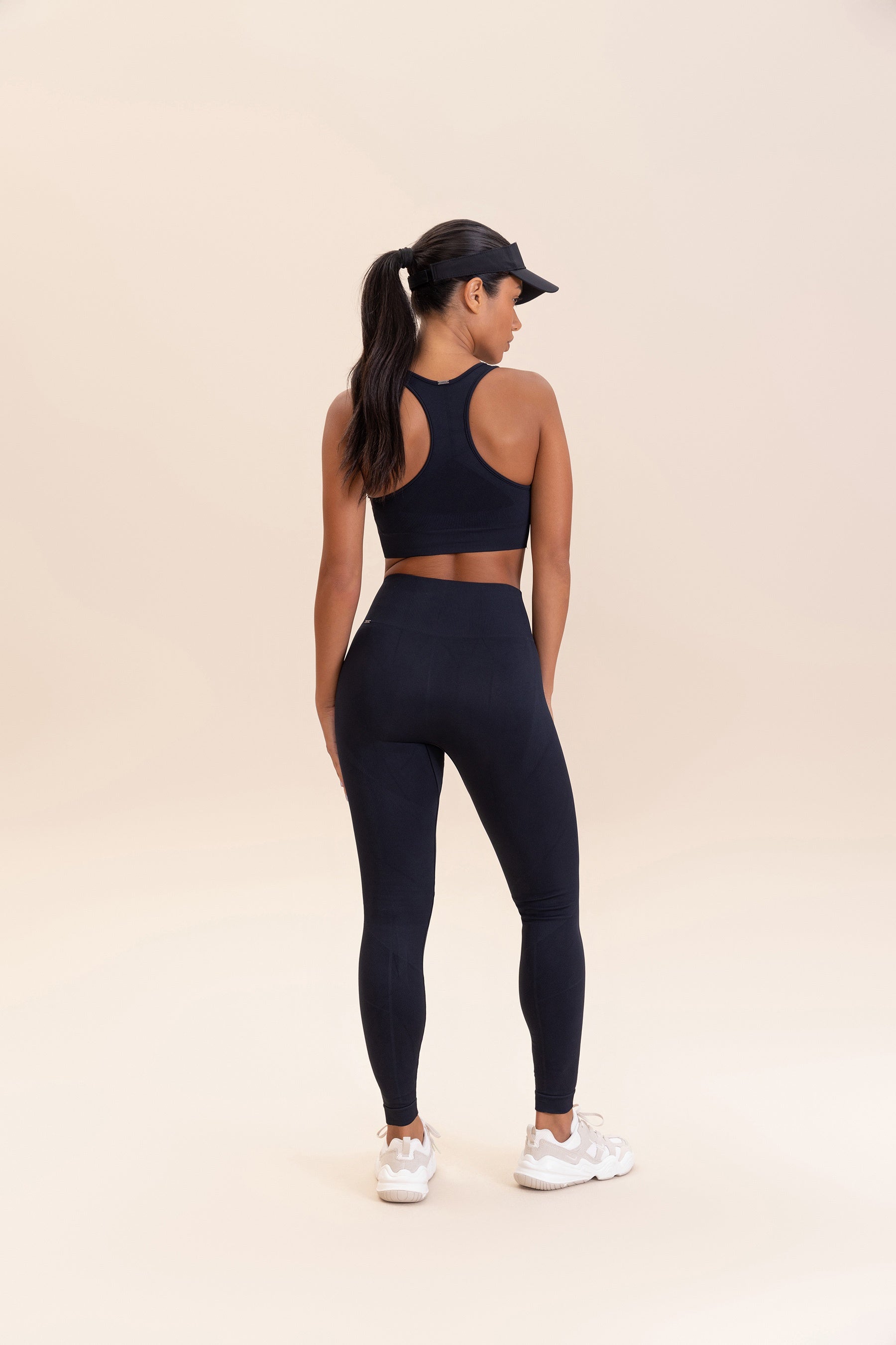 Seamless Sports Bra for Women - High Support Workout Top for Running, Yoga & Gym - Comfortable & Breathable Activewear