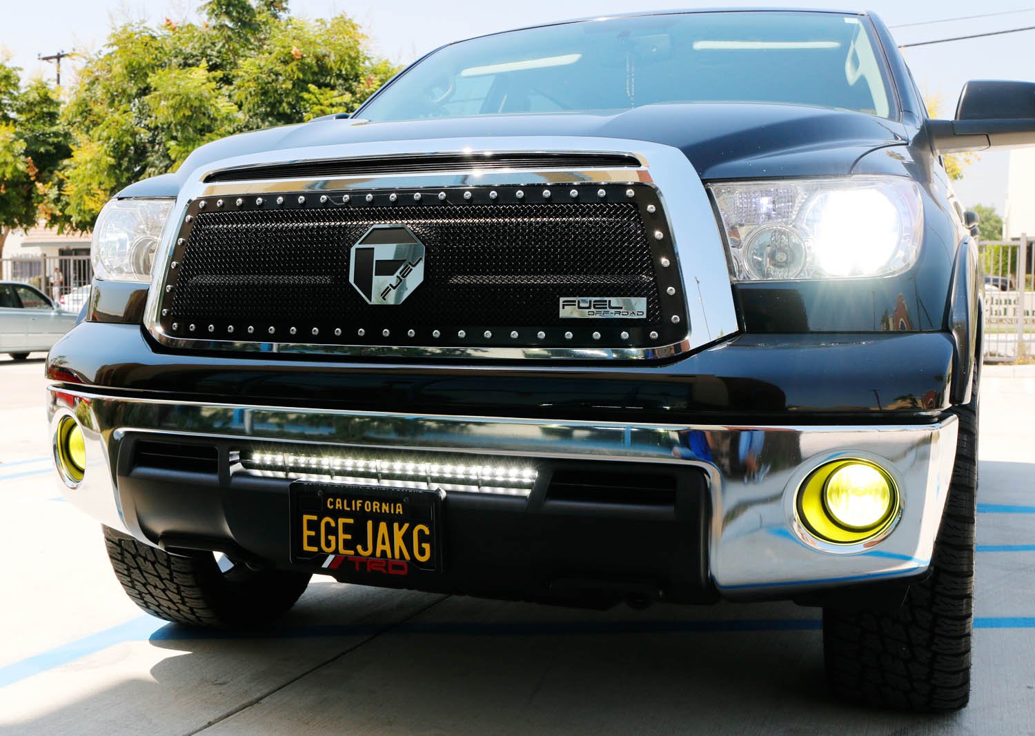 iJDMTOY 25-Inch LED Light Bar for 2007-2013 Toyota Tundra - 72W High Power Off-Road Lighting with Hidden Mount Brackets & Wiring Kit - Perfect for Off-Roading, Night Driving, and Truck Customization