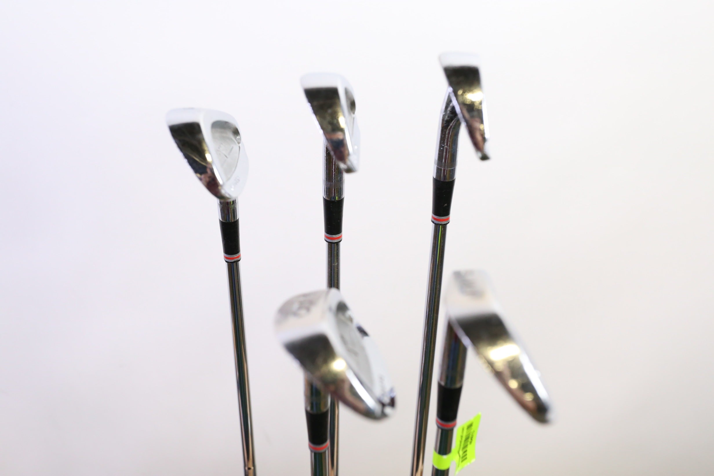 Premium Used Ben Hogan Edge Iron Set - Right Handed Golf Clubs (6, 7, 9, EW, SW) with Stiff Flex Shafts | Perfect for Mid-Handicap Golfers & Driving Range Practice