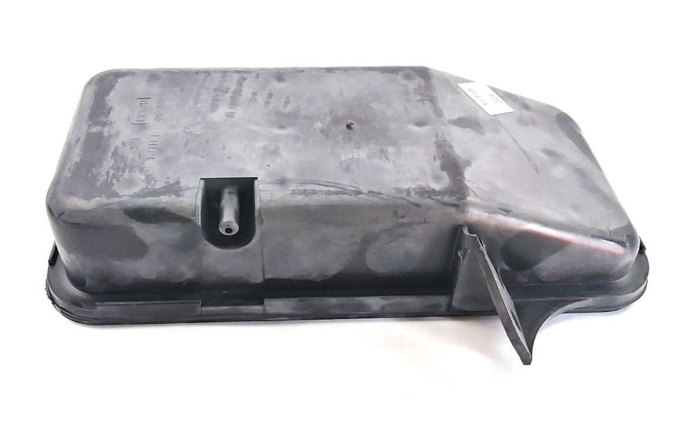 Ford F4TZ-19A566-AA Vacuum Reservoir - Genuine OEM Replacement Part for Ford Trucks & SUVs - Perfect for Brake Booster Systems & HVAC Controls