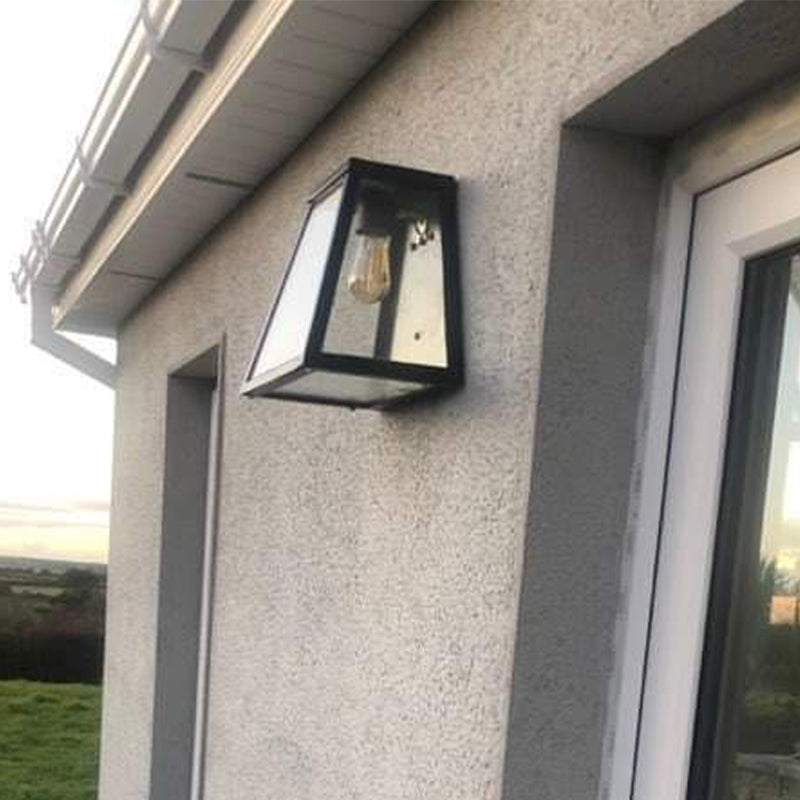 Apsley 1Lt Outdoor Bulkhead Light - Galvanized Steel Waterproof Wall Light for Patio, Garden, Garage & Exterior Security Lighting