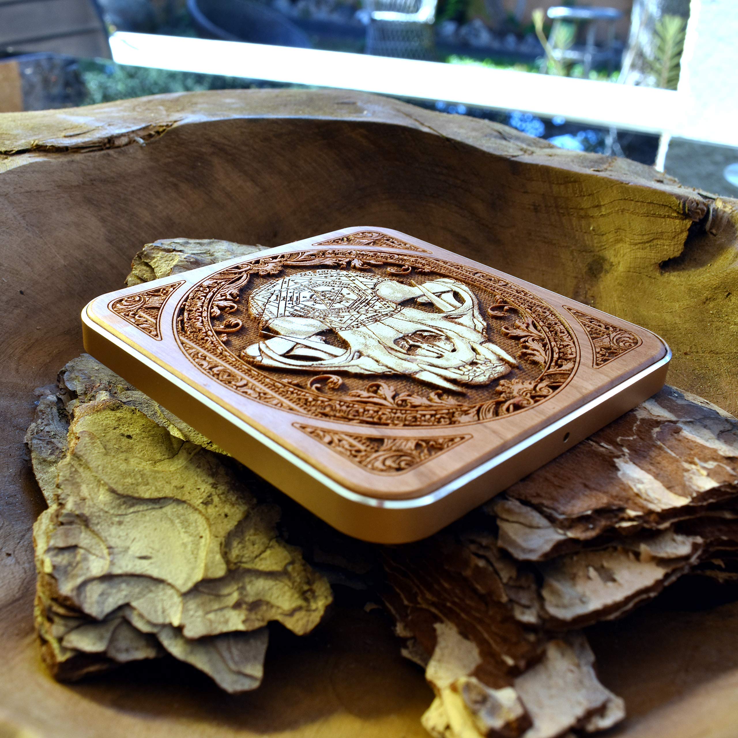 15W Fast Qi Wireless Charger - Hand-Painted Gothic Skull Design on Cherry Wood with Black Aluminum Base | Compatible with iPhone 16, Galaxy S25, S24 | Dark Art Desk Decor & Phone Charging Station for Home, Office, Gaming Setup