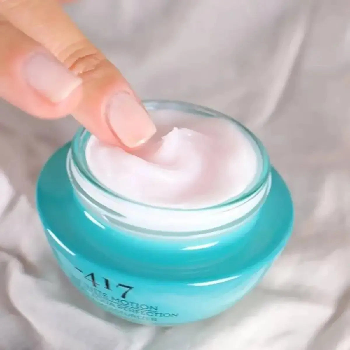 Minus 417 Mineral Aqua Perfection Face Moisturizer - Hydrating & Nourishing Daily Cream for Dry & Sensitive Skin | Perfect for Day & Night Skincare Routine