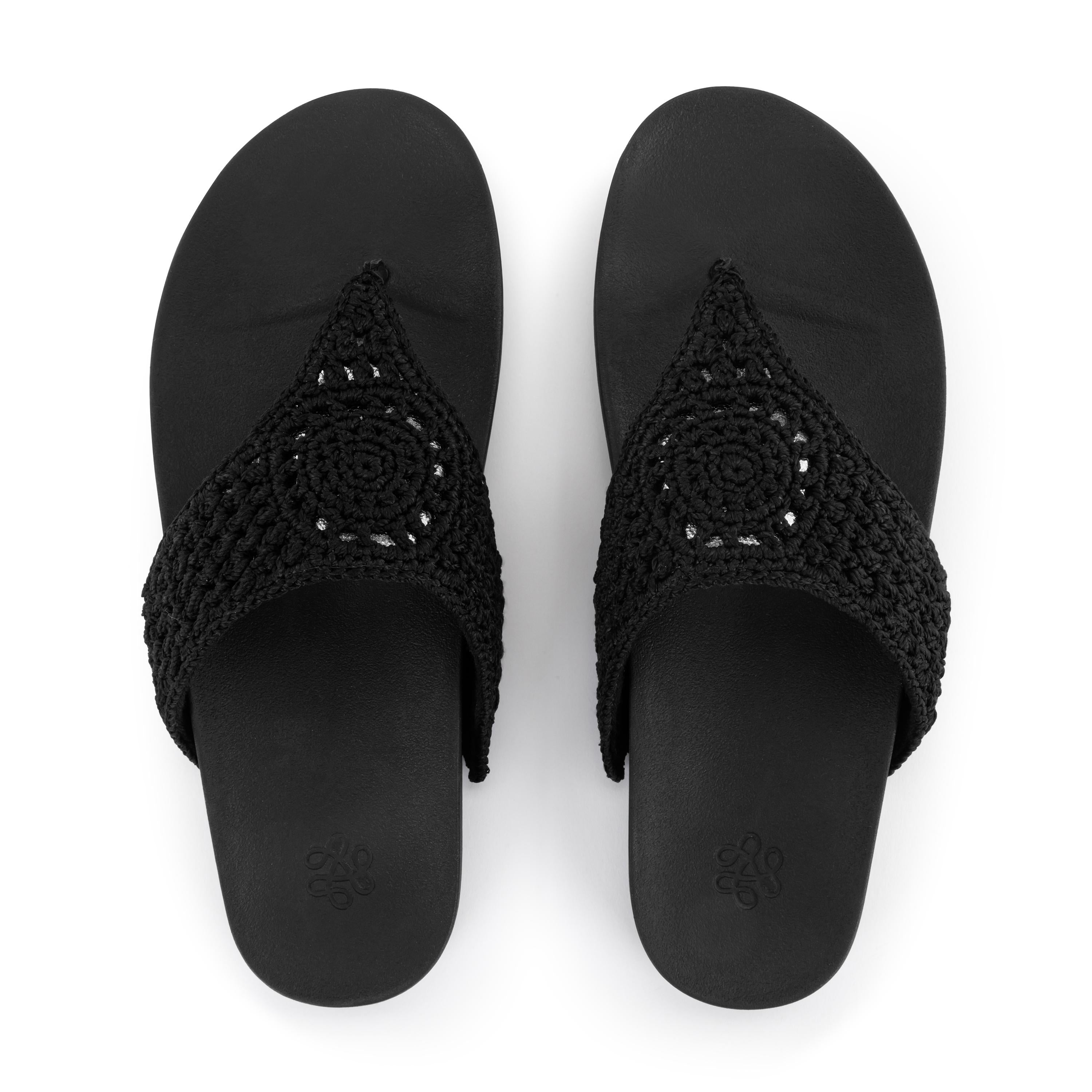 Everly Women's Comfortable Flat Sandals - Lightweight & Breathable Summer Shoes for Walking, Beach, and Casual Outings