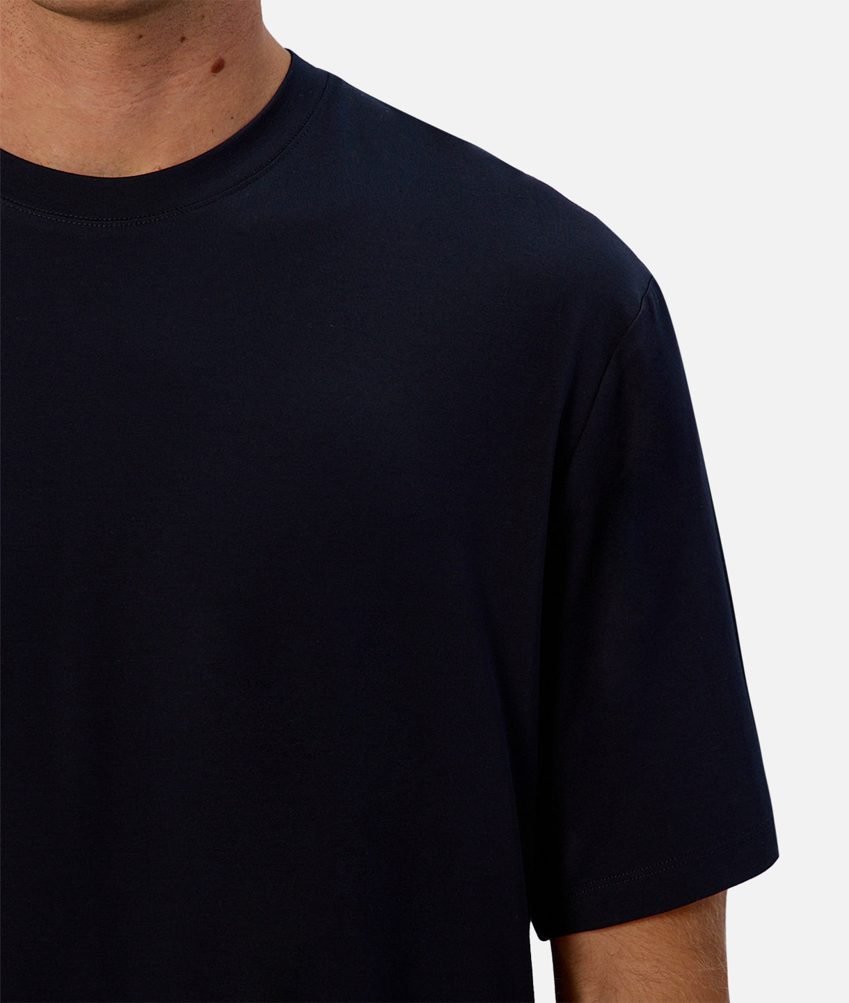 Leggera Tech Tee - Breathable Performance T-Shirt for Men & Women | Dark Navy Blue | Gym, Running & Outdoor Activities