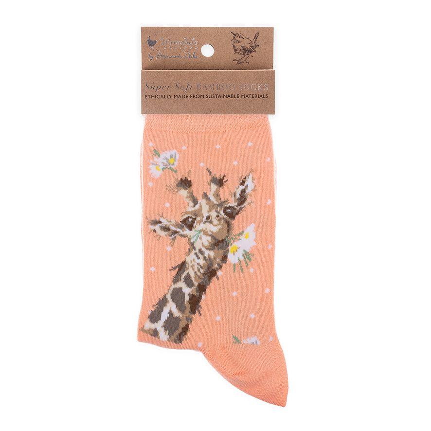 Wrendale Designs Giraffe Pattern Socks with Floral Details - Comfortable Novelty Animal Socks for Women, Gift Idea for Animal Lovers (Perfect for Casual Wear, Lounge, or as Fun Gift)