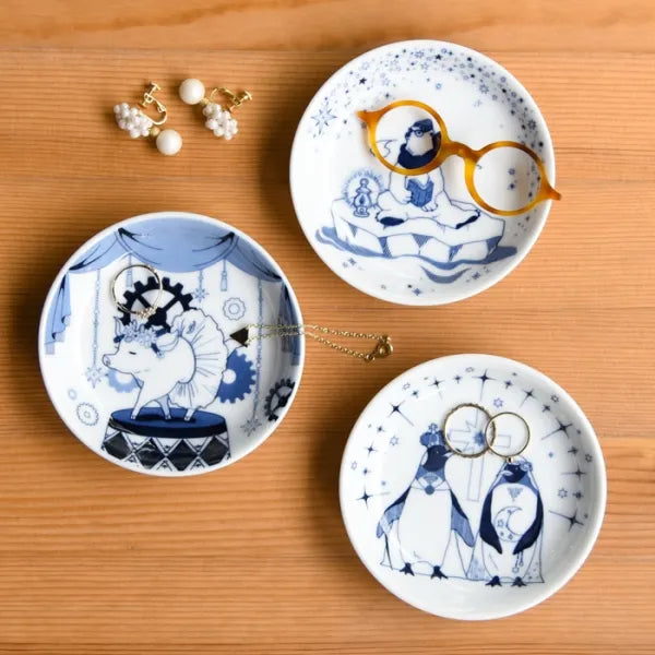 Hasami Yaki Japanese Ceramic Small Plates Set of 5 - Handcrafted Animal Design Tableware for Sushi, Desserts & Appetizers | Authentic Hasami Ware for Home Dining & Restaurant Use