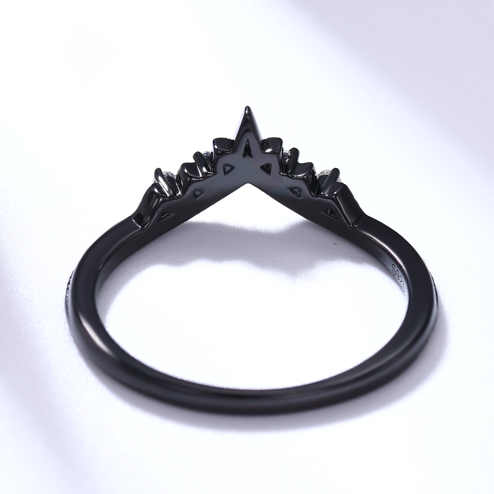 Emerald and Diamond Black Gold Wedding Ring V Chevron Band - Elegant Bridal Jewelry for Women, Perfect for Engagement, Anniversary & Special Occasions