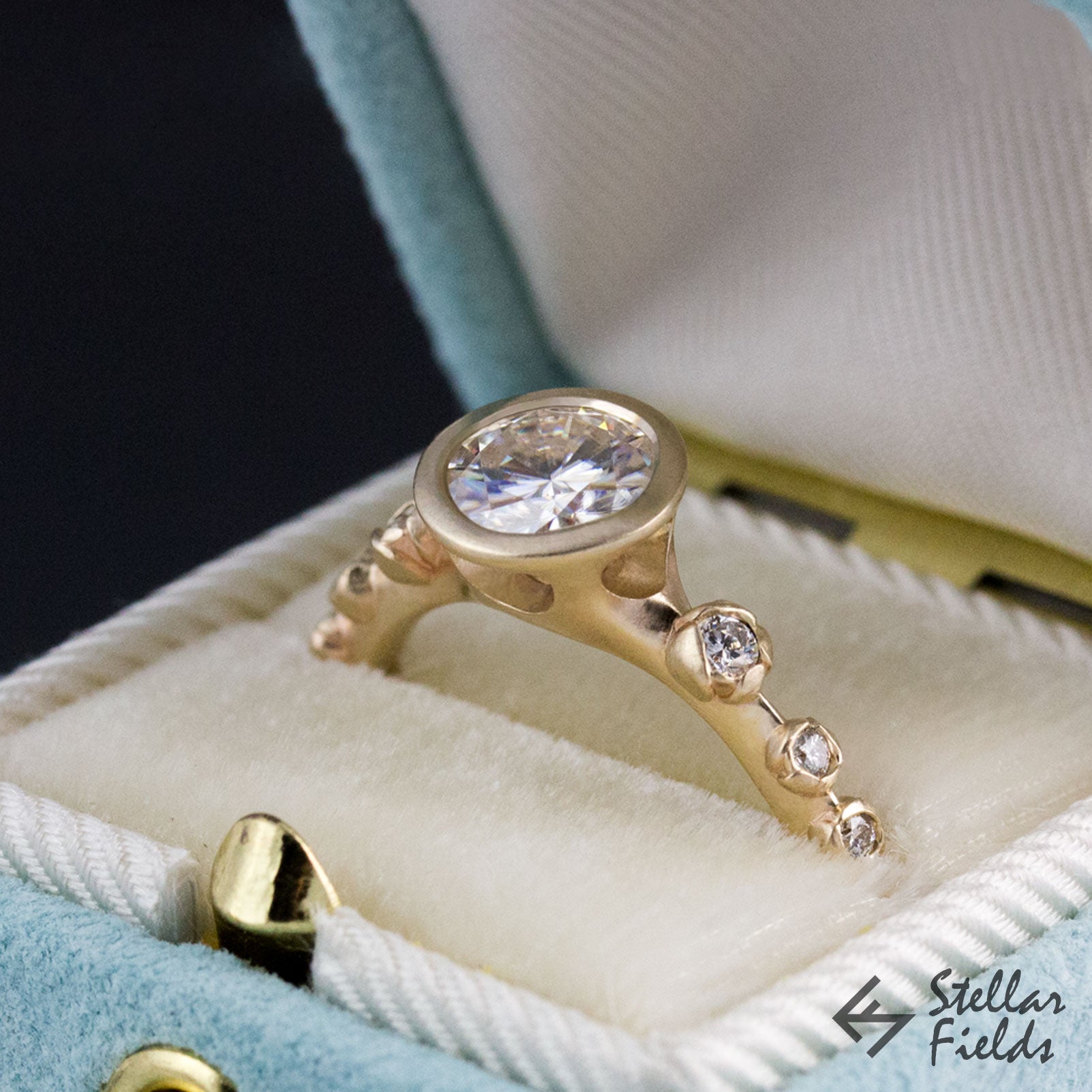 Floral Bezel Engagement Ring - Forever One Moissanite Albertine Ring for Women | Perfect Wedding, Proposal, Anniversary Gift | Elegant Bridal Jewelry for Special Occasions