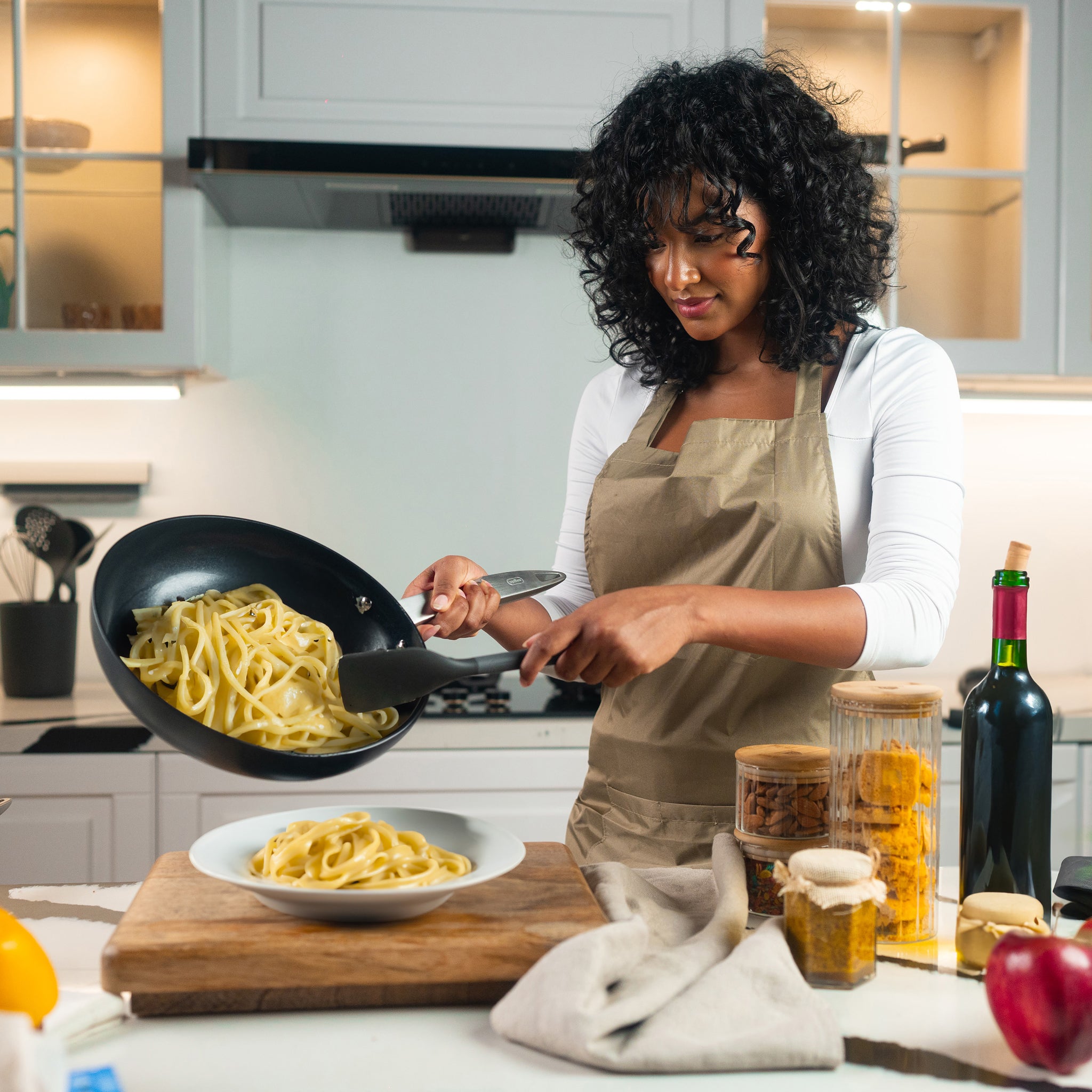 Premium Non-Stick Ceramic Frying Pan - 12 Inch Skillet with Stay-Cool Handle, PFOA-Free & Dishwasher Safe - Perfect for Sautéing, Frying & Cooking Eggs