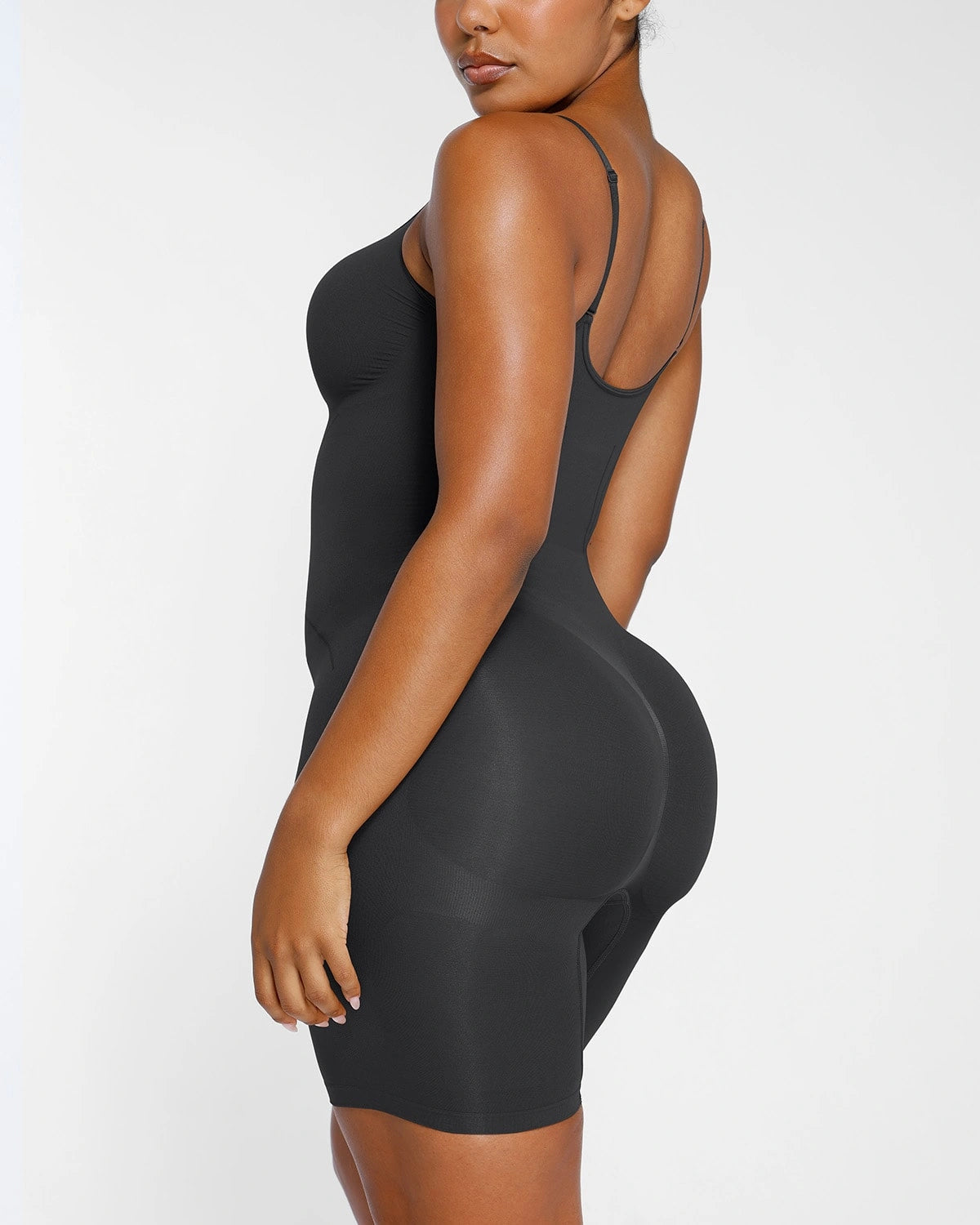 Seamless Smoothing Bodysuit for Women - Tummy Control Shapewear - Comfortable Slimming Undergarment - Perfect for Dresses, Workouts & Everyday Wear