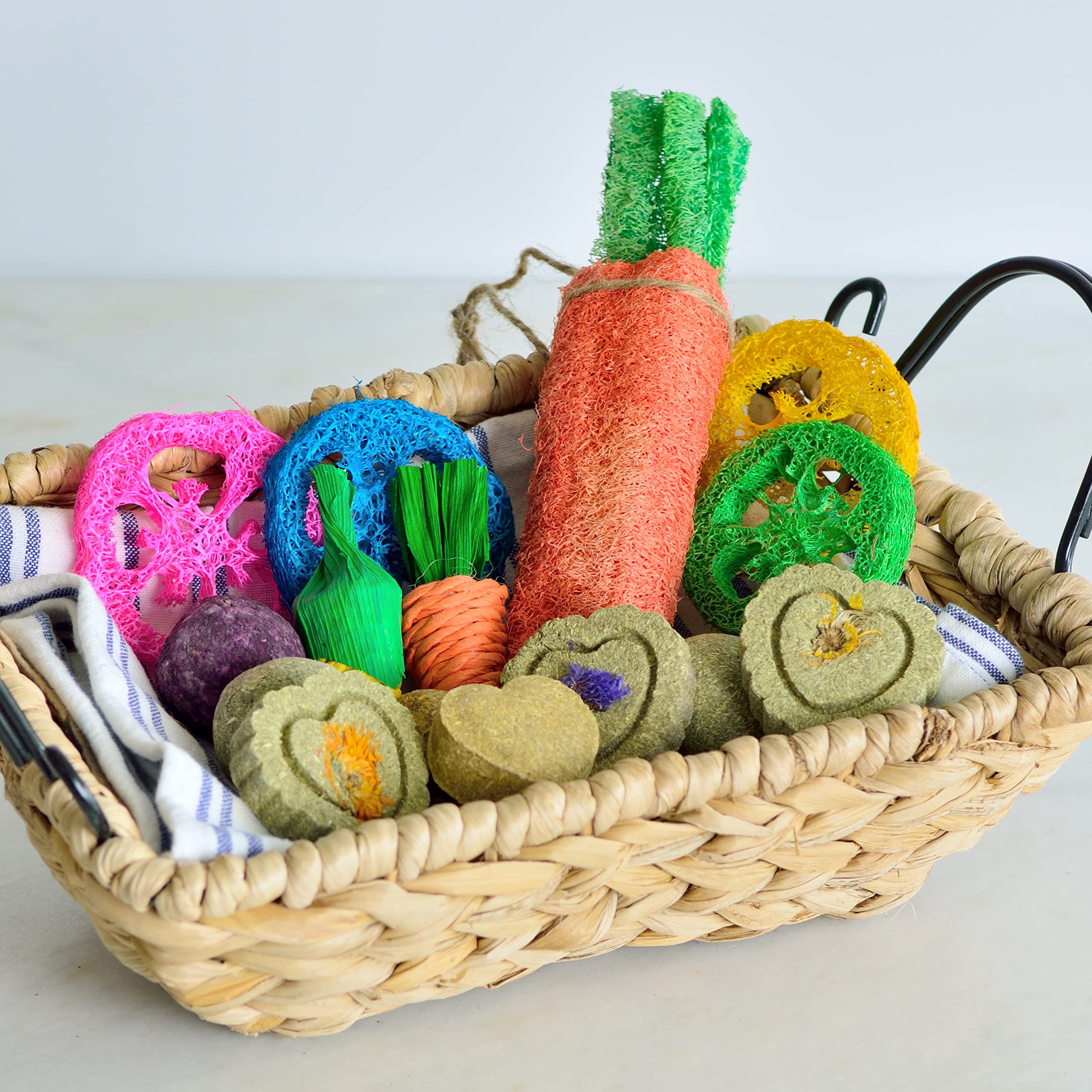 Youngever 15 Pack Small Animal Chew Toys for Rabbits, Hamsters, Guinea Pigs - Natural Wooden Chew Treats & Balls for Dental Health - Perfect for Cage Enrichment and Playtime